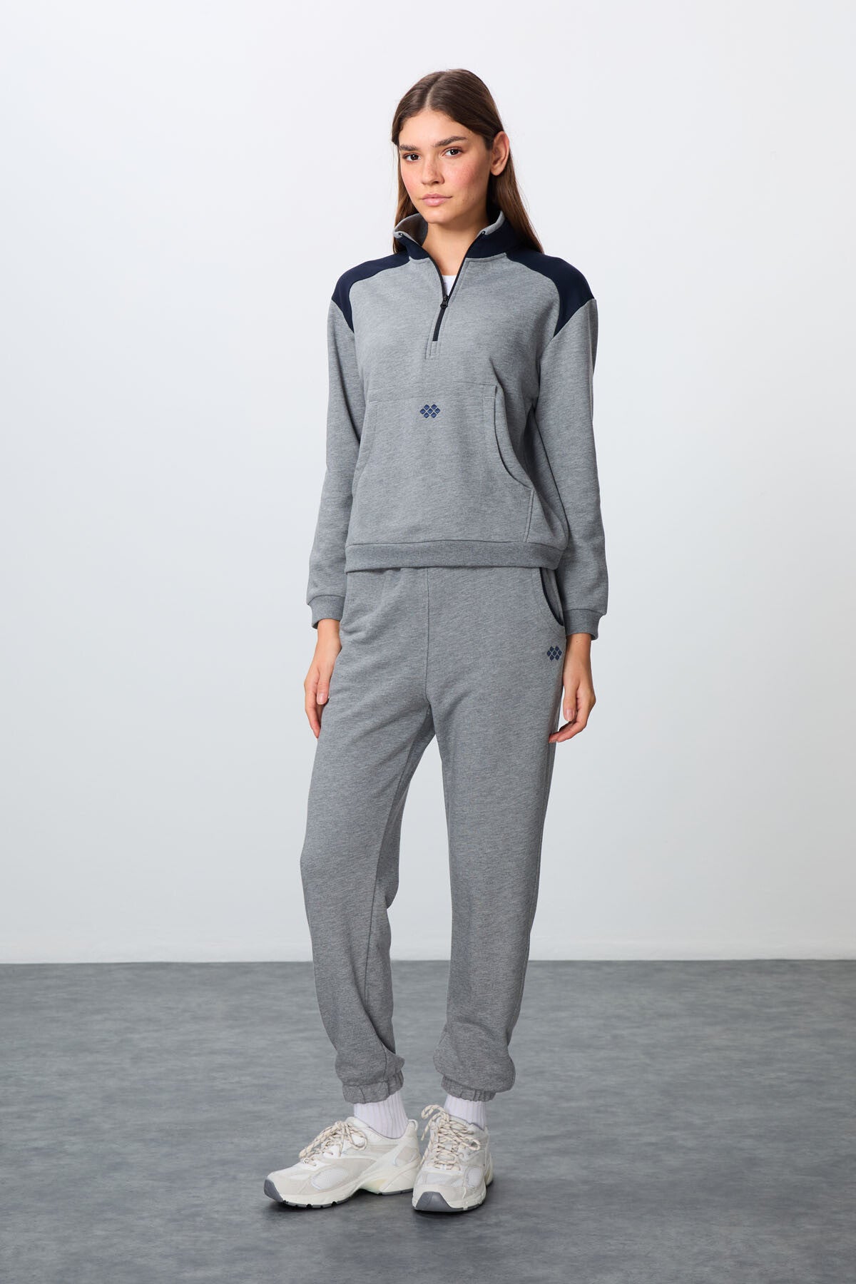 Grey Melange Compact Cotton Thick Smooth Textured Stand Collar Oversize Fit Women's Tracksuit Set - 95342