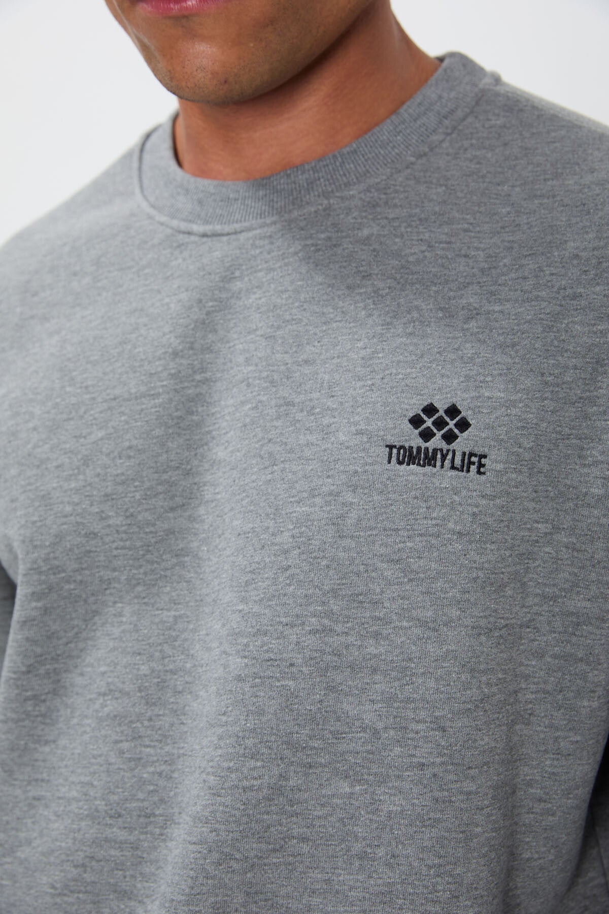 Grey Melange Cotton Thick Fleece-Lined Soft Textured Comfort Fit Embroidered Men's Tracksuit Set -85265