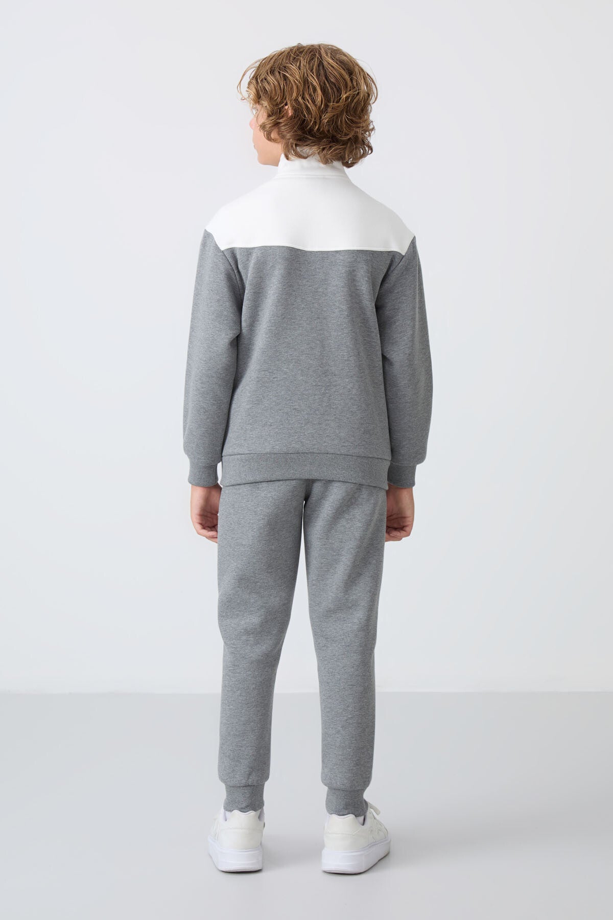 Grey Melange Cotton Thick Fleece-Lined Soft Textured Standard Fit Embroidered Boys' Tracksuit Set - 11240