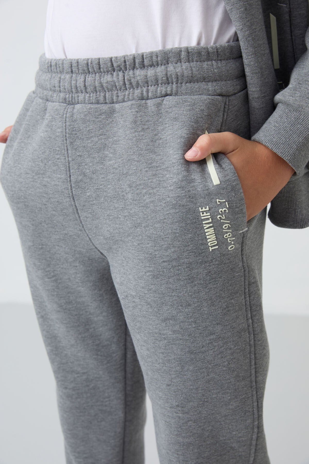 Grey Melange Cotton Thick Fleece-Lined Soft Textured Standard Fit Embroidered Boys' Tracksuit Set - 11240