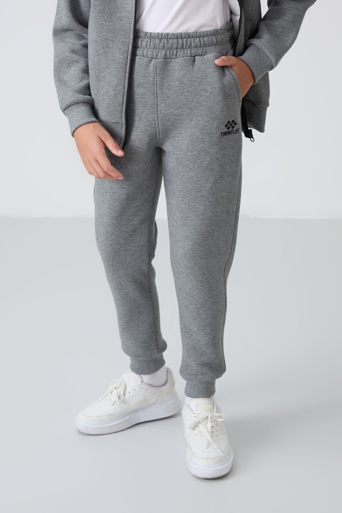 Grey Melange Cotton Thick Fleece-Lined Soft Textured Standard Fit Embroidered Boys' Tracksuit Set - 11256