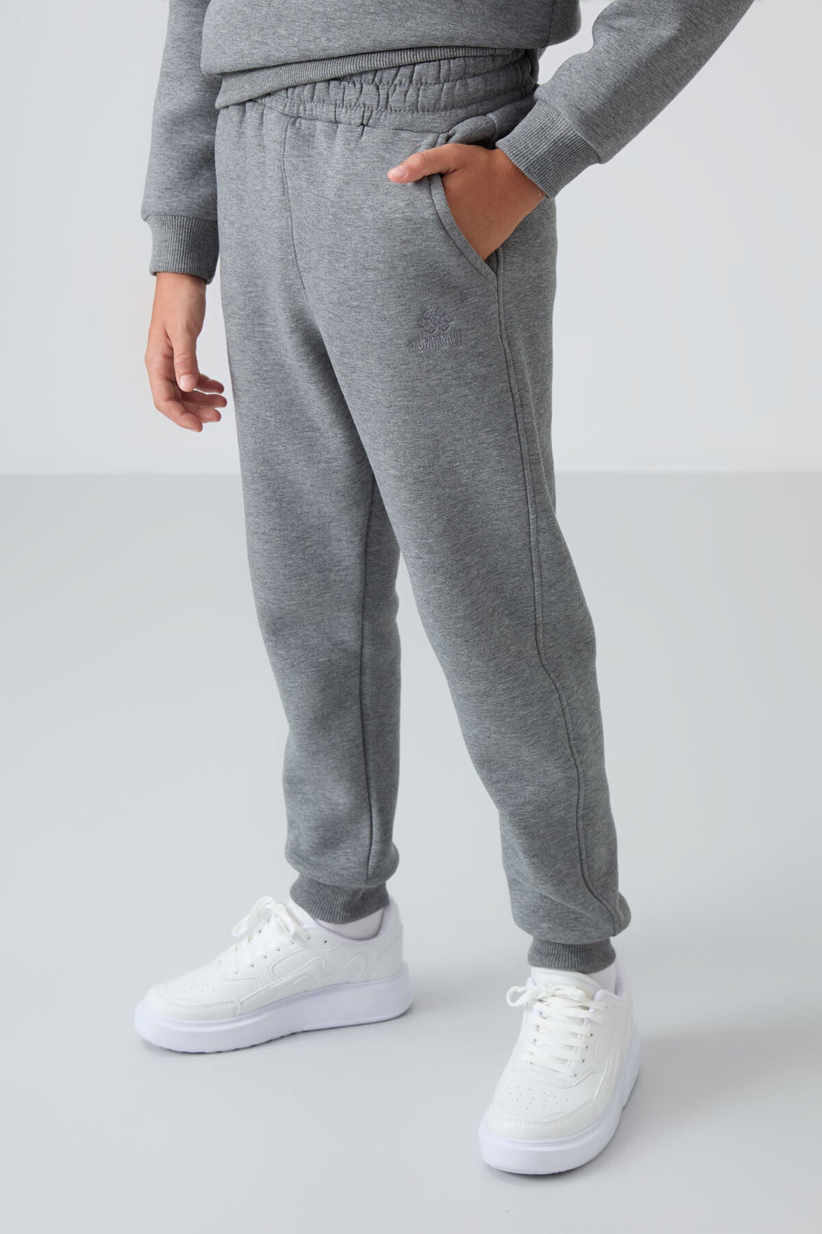 Grey Melange Cotton Thick Fleece-Lined Soft Textured Standard Fit Embroidered Boys' Tracksuit Set - 11249