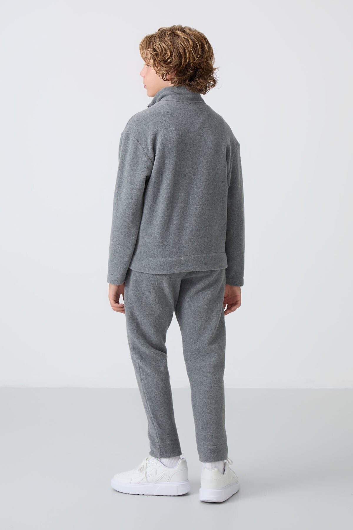 Grey Melange Thick Soft Textured Standard Fit Embroidered Fleece Boys' Tracksuit Set - 11218