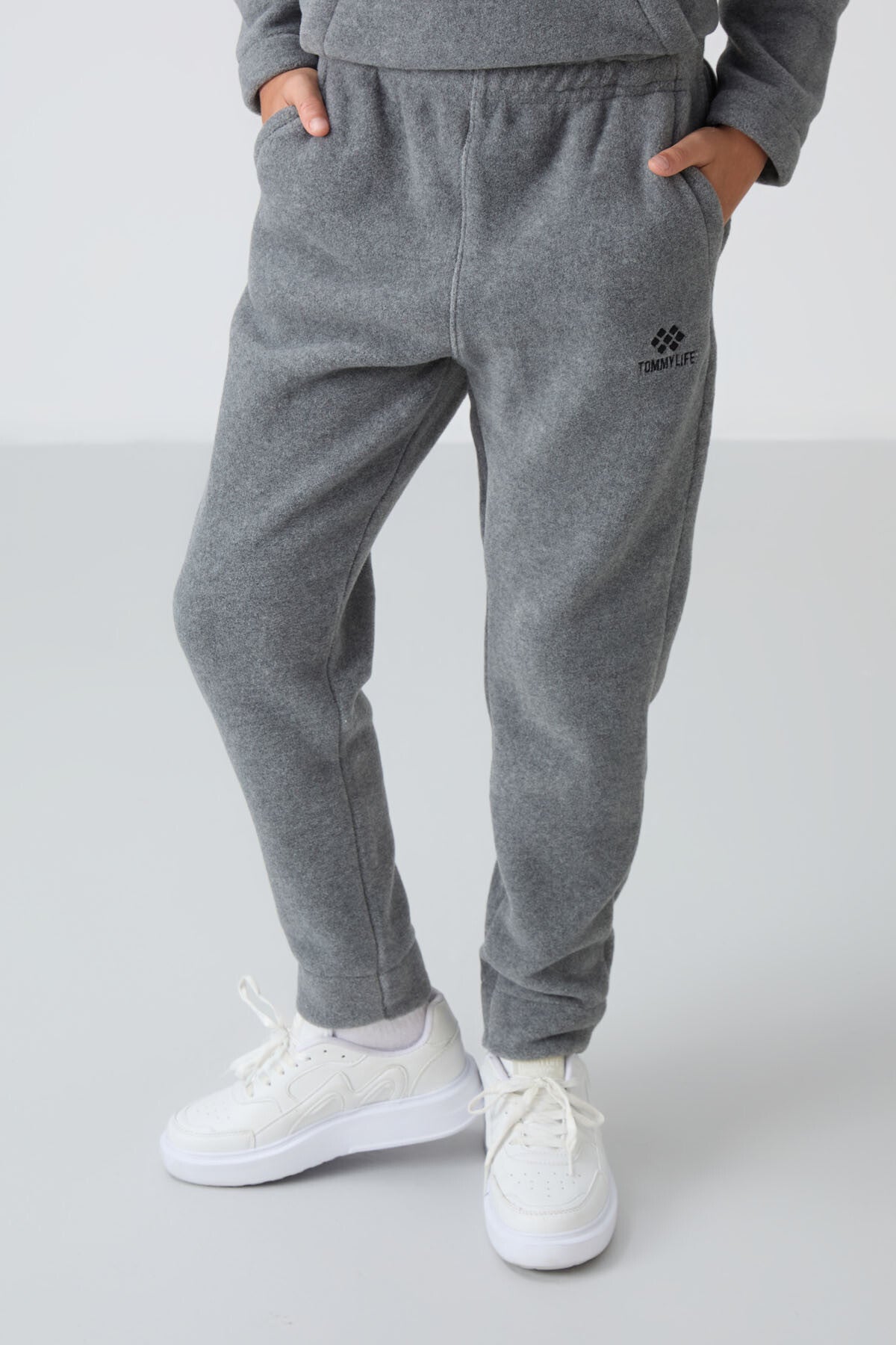 Grey Melange Thick Soft Textured Standard Fit Embroidered Fleece Boys' Tracksuit Set - 11218