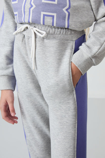 Grey Melange Cotton Fleece-Lined Soft Textured Standard Fit Printed Girls' Tracksuit Set - 75170