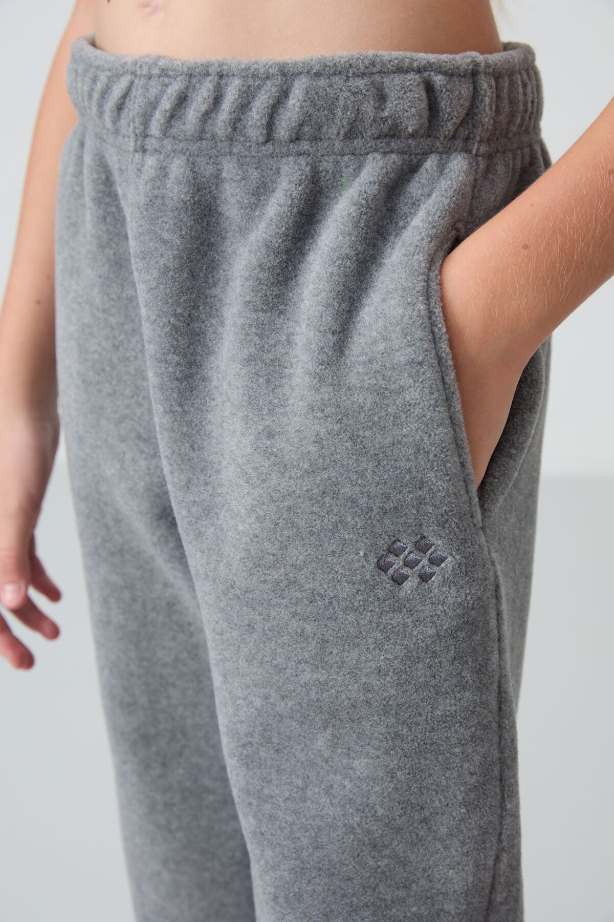 Grey Melange Thick Soft Textured Standard Fit Embroidered Fleece Girls' Tracksuit Bottom - 75155