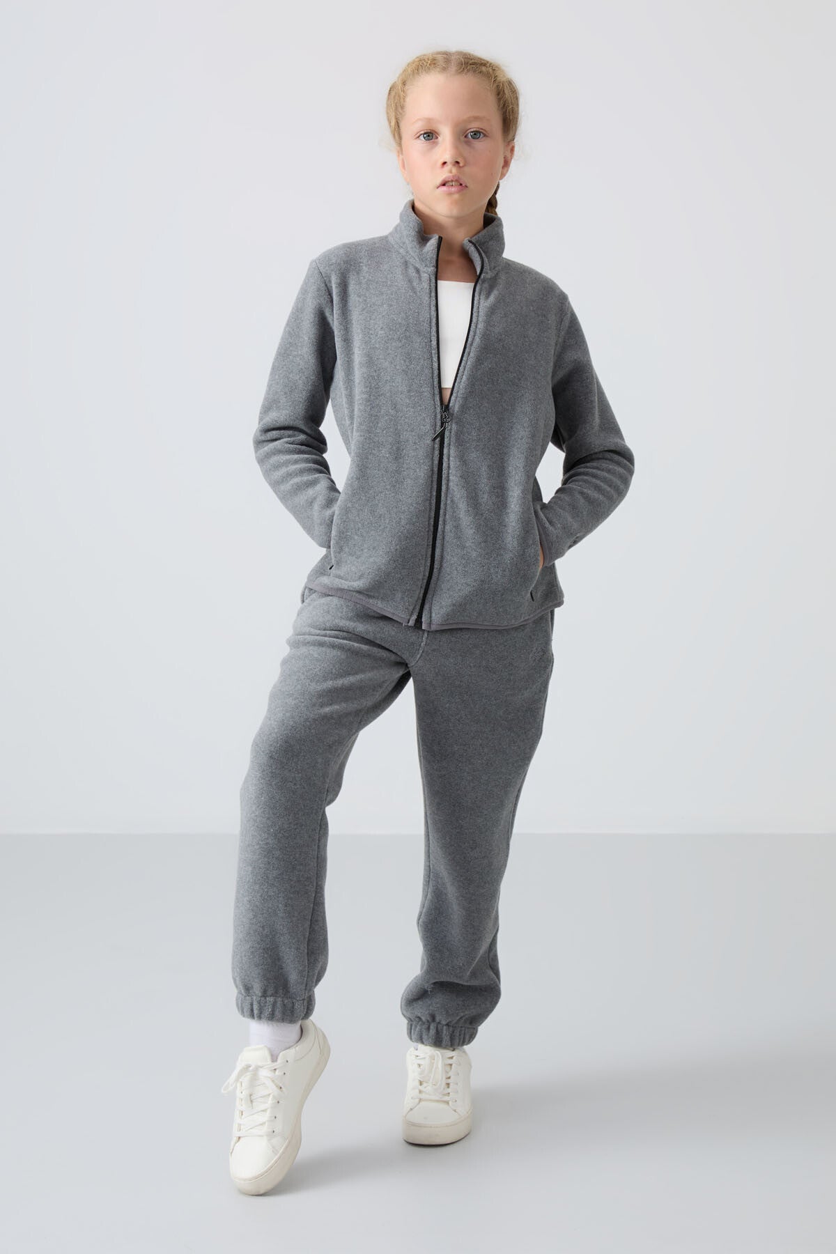 Grey Melange Thick Soft Textured Standard Fit Embroidered Fleece Girls' Tracksuit Bottom - 75155