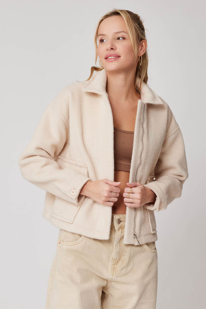 CROP JACKET WITH WIDE POCKETS