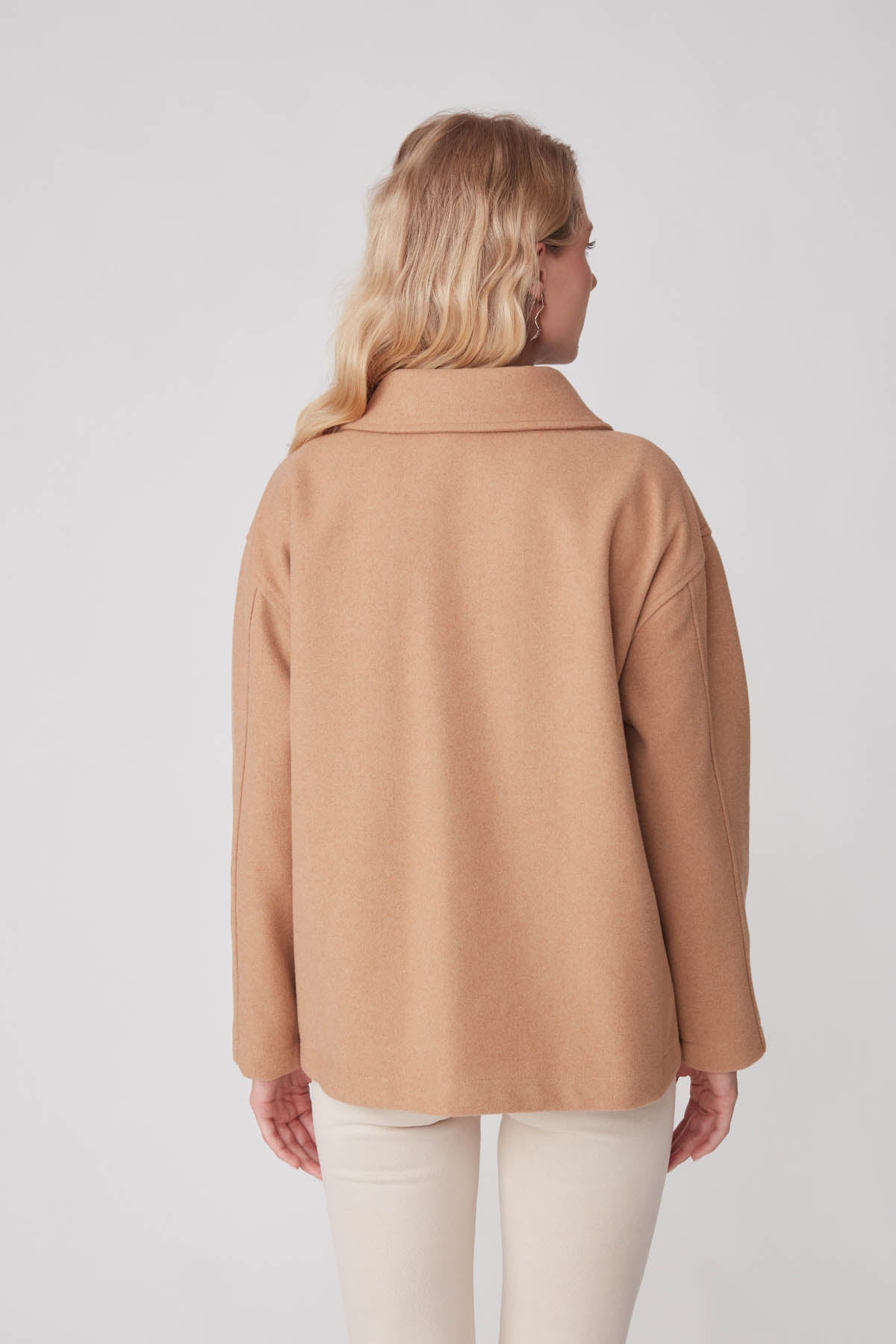 LARGE POCKET JACKET