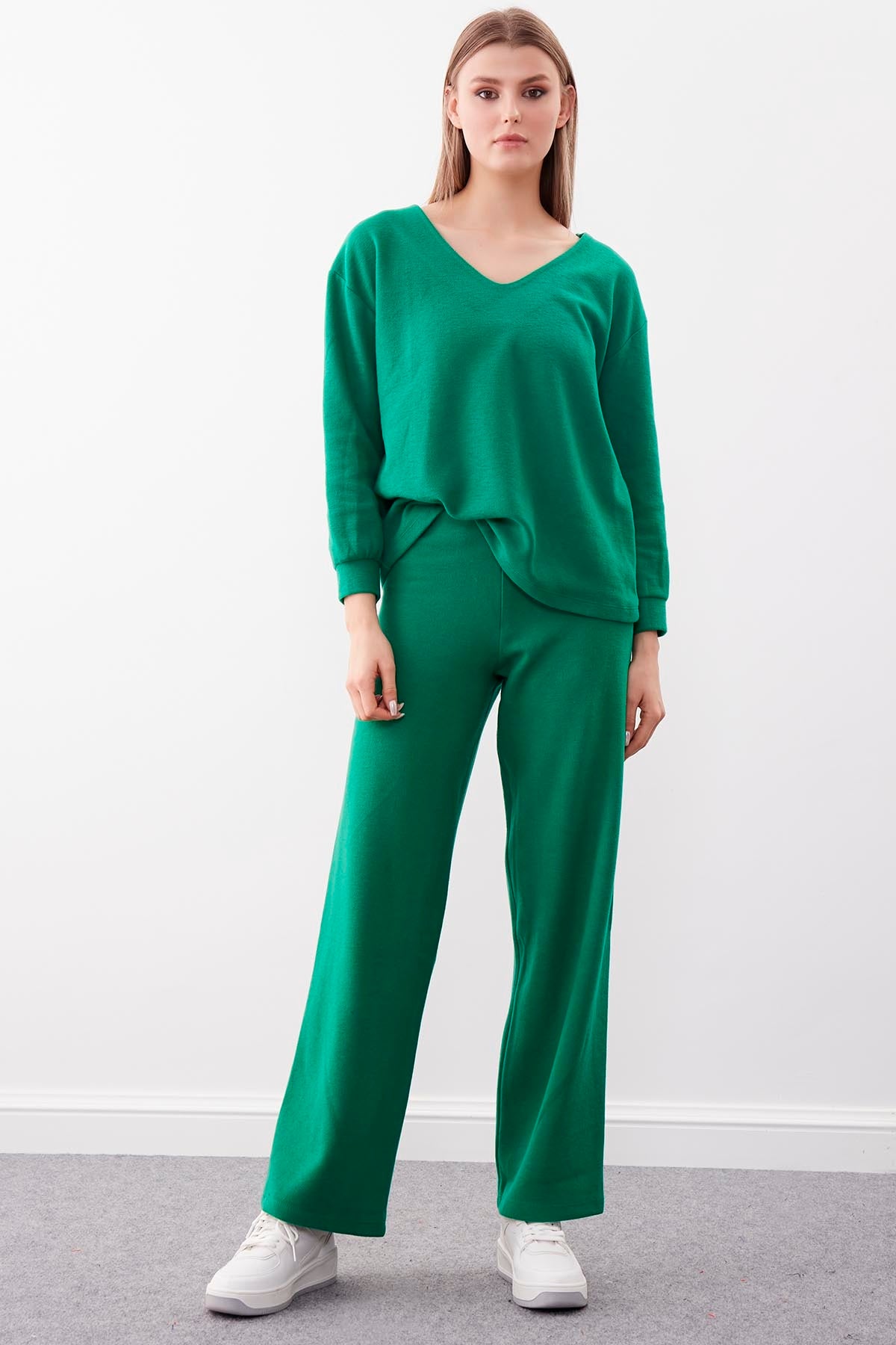 WIDE-ASPECT KNITTED TROUSERS