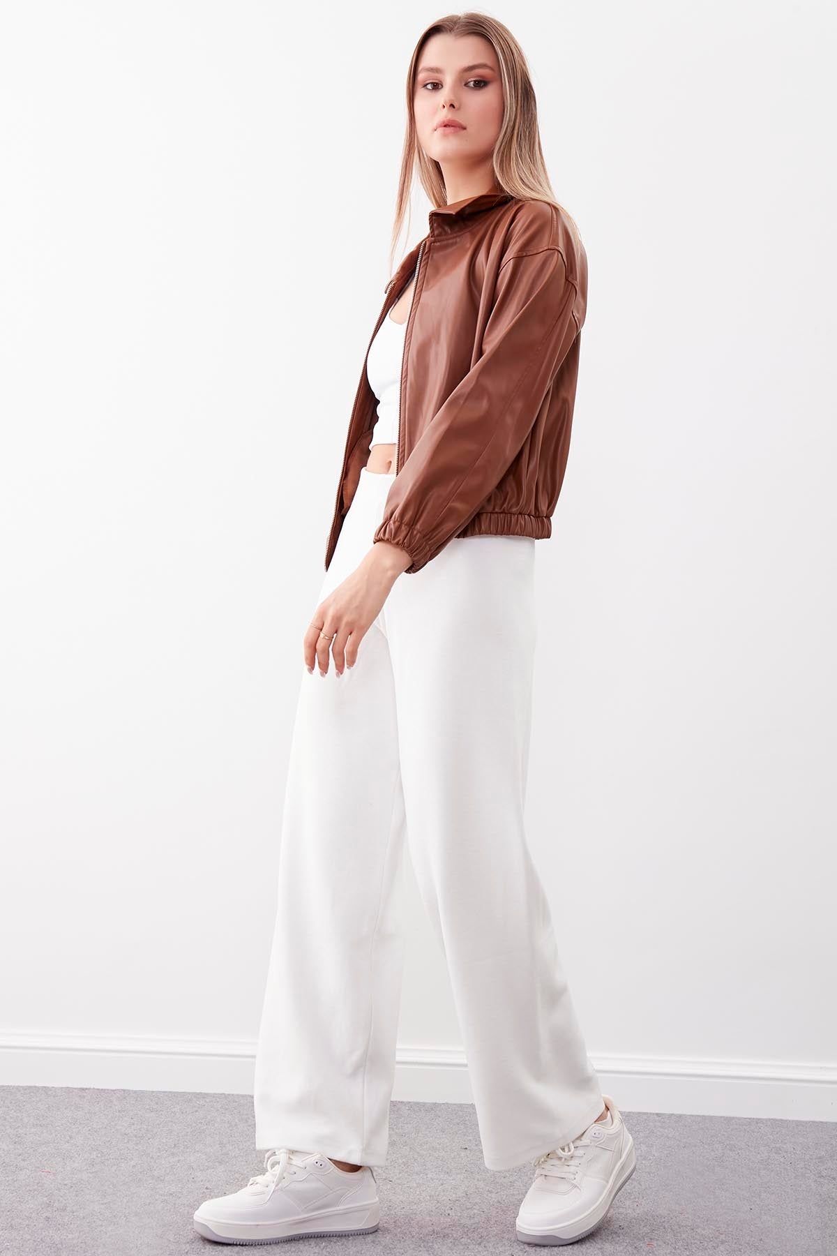 WIDE-ASPECT KNITTED TROUSERS