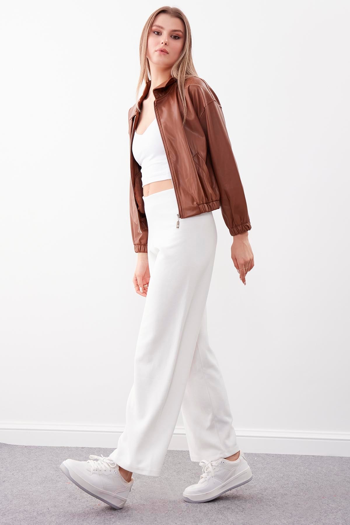 WIDE-ASPECT KNITTED TROUSERS