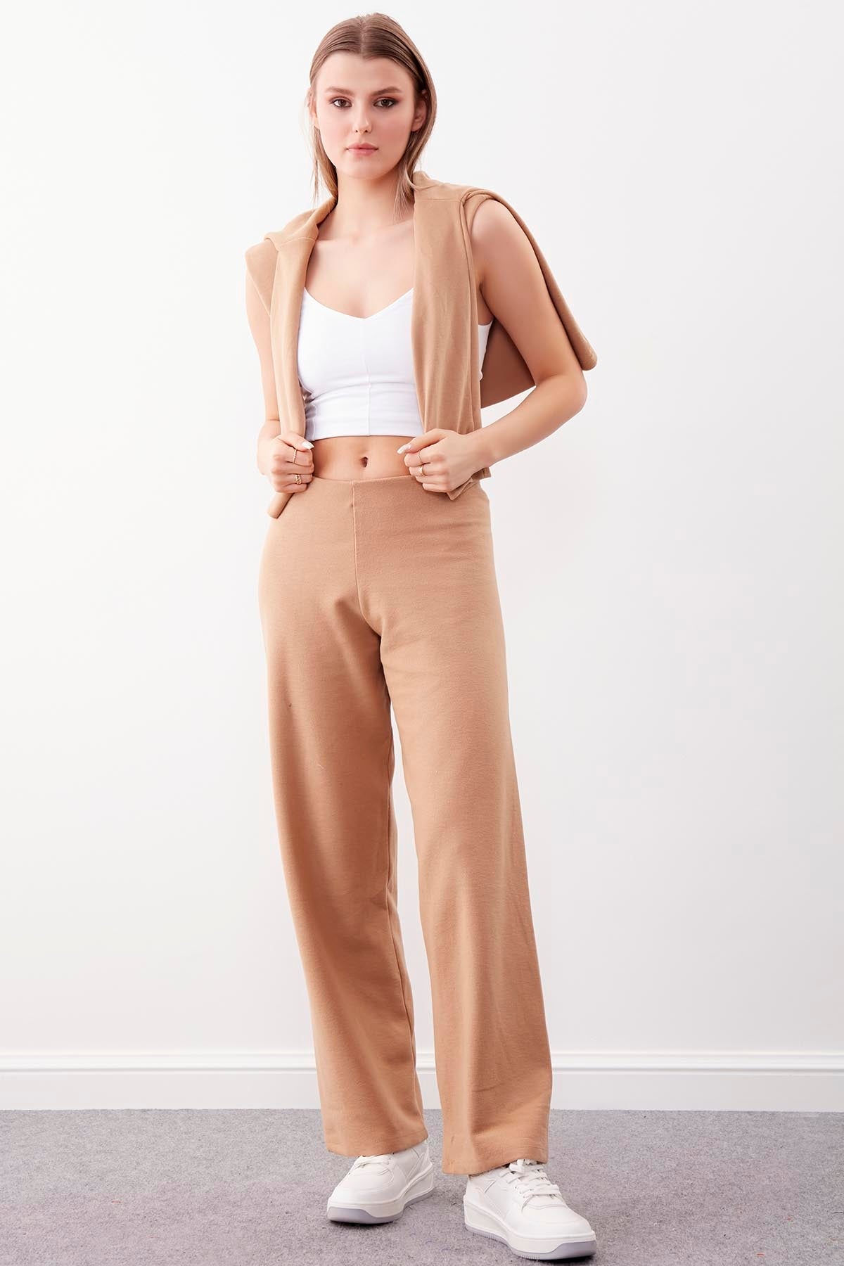 WIDE-ASPECT KNITTED TROUSERS