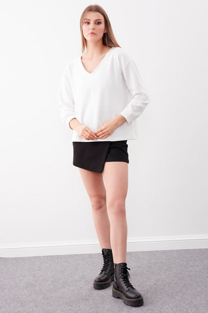 BROAD V NECK BLOUSE