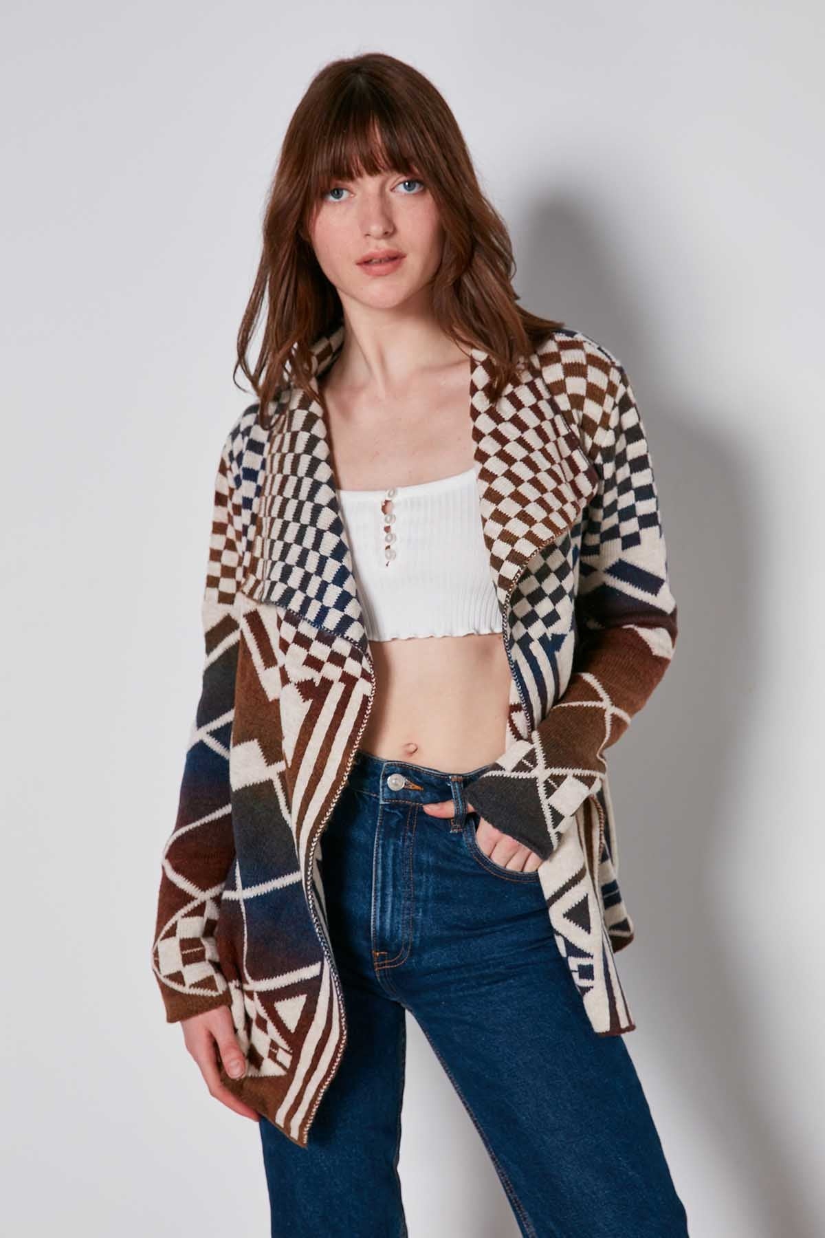 GEOMETRIC PATTERN SHAWL COLLAR KNITTED CARDIGAN