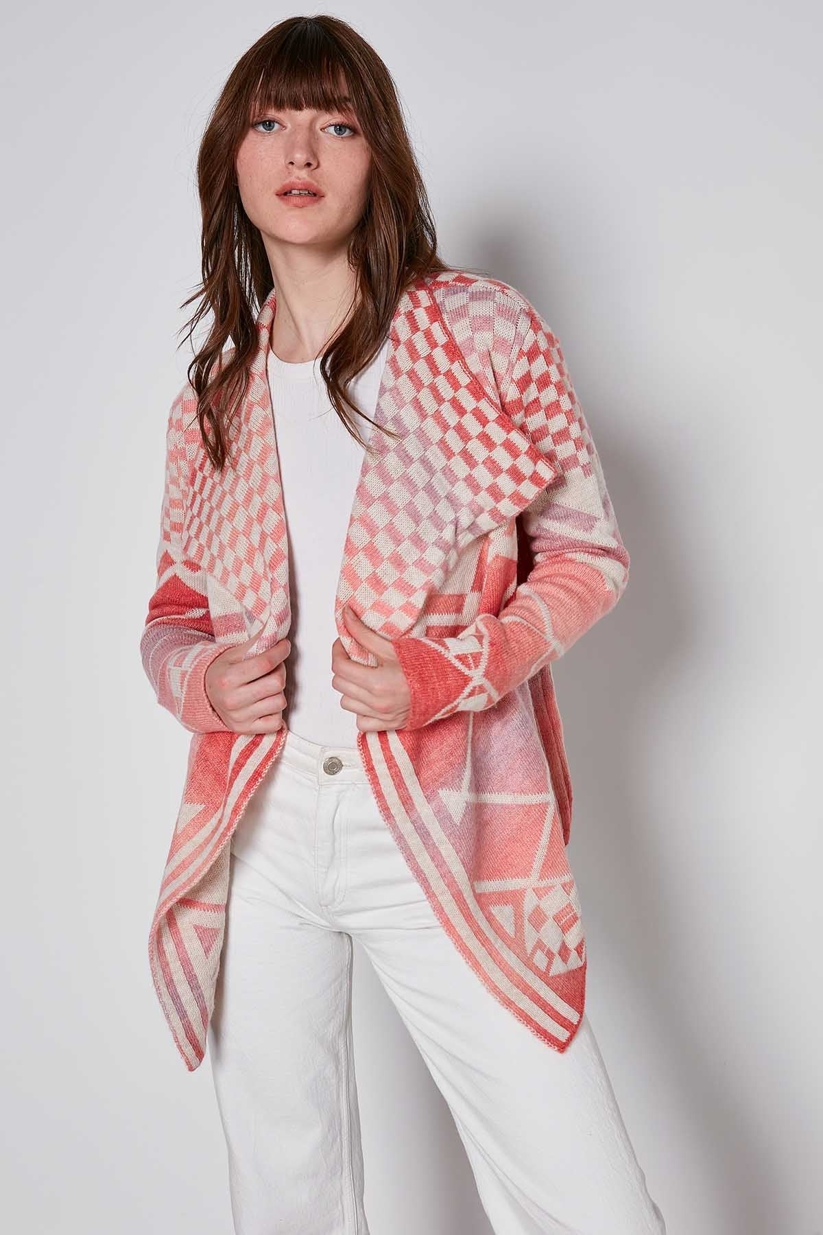 GEOMETRIC PATTERN SHAWL COLLAR KNITTED CARDIGAN