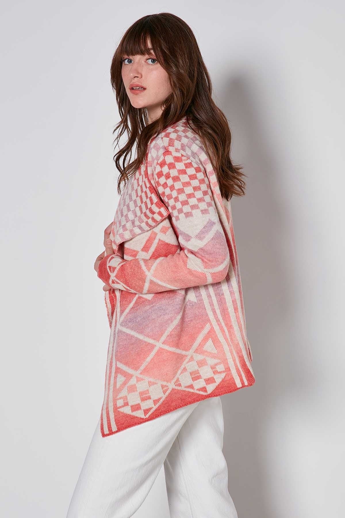 GEOMETRIC PATTERN SHAWL COLLAR KNITTED CARDIGAN