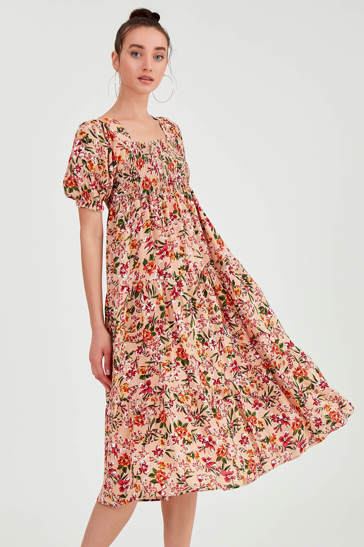 COILED LOOSE SLEEVE FLOWER DRESS