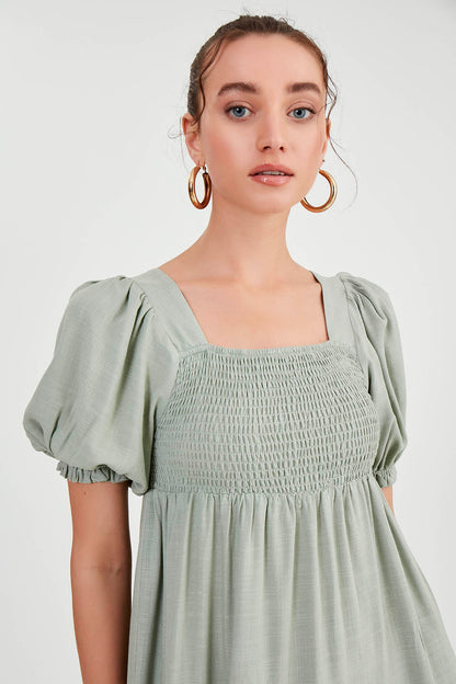 PUFF SLEEVE TIERED LONG DRESS