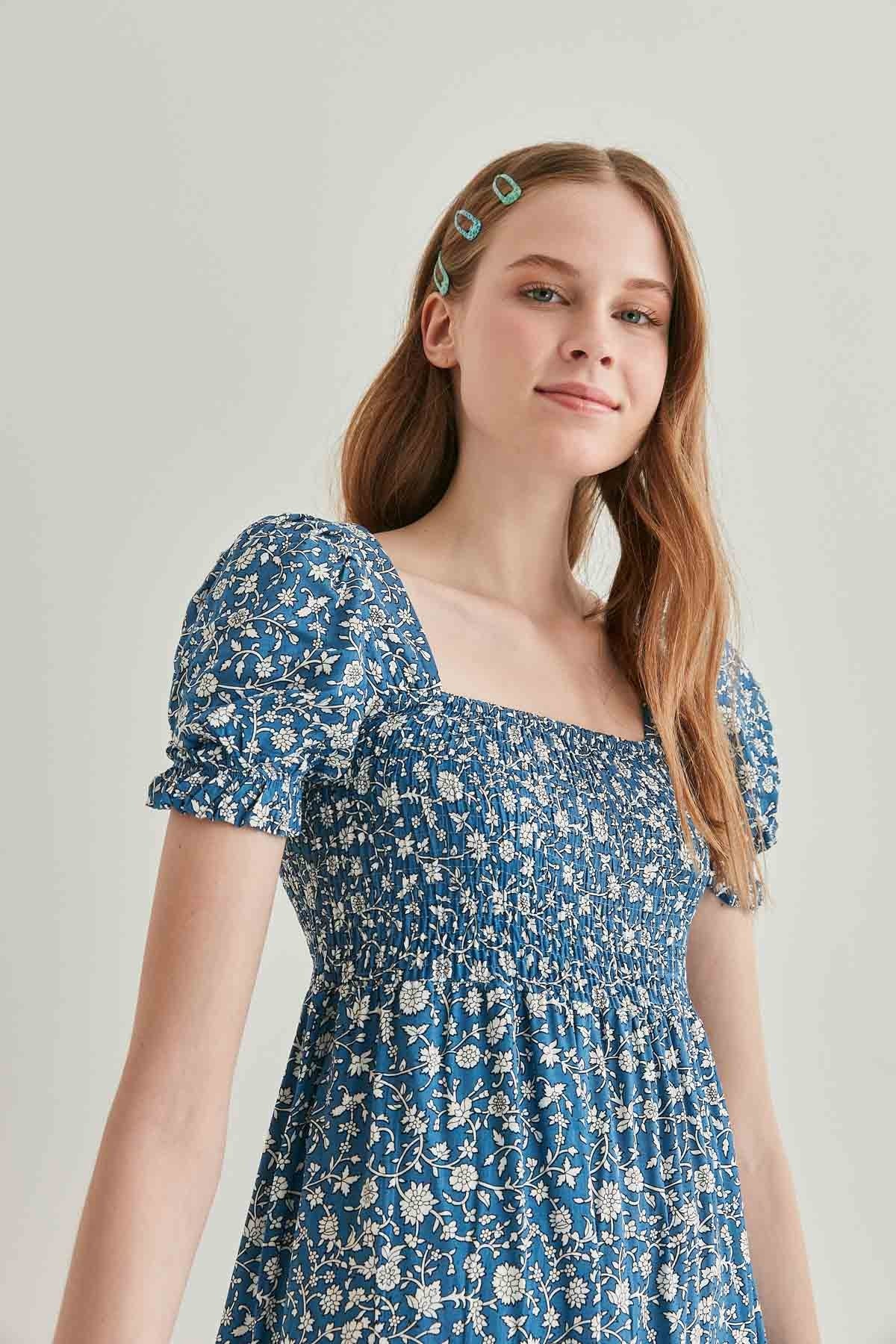 COILED LOOSE SLEEVE LONG DRESS