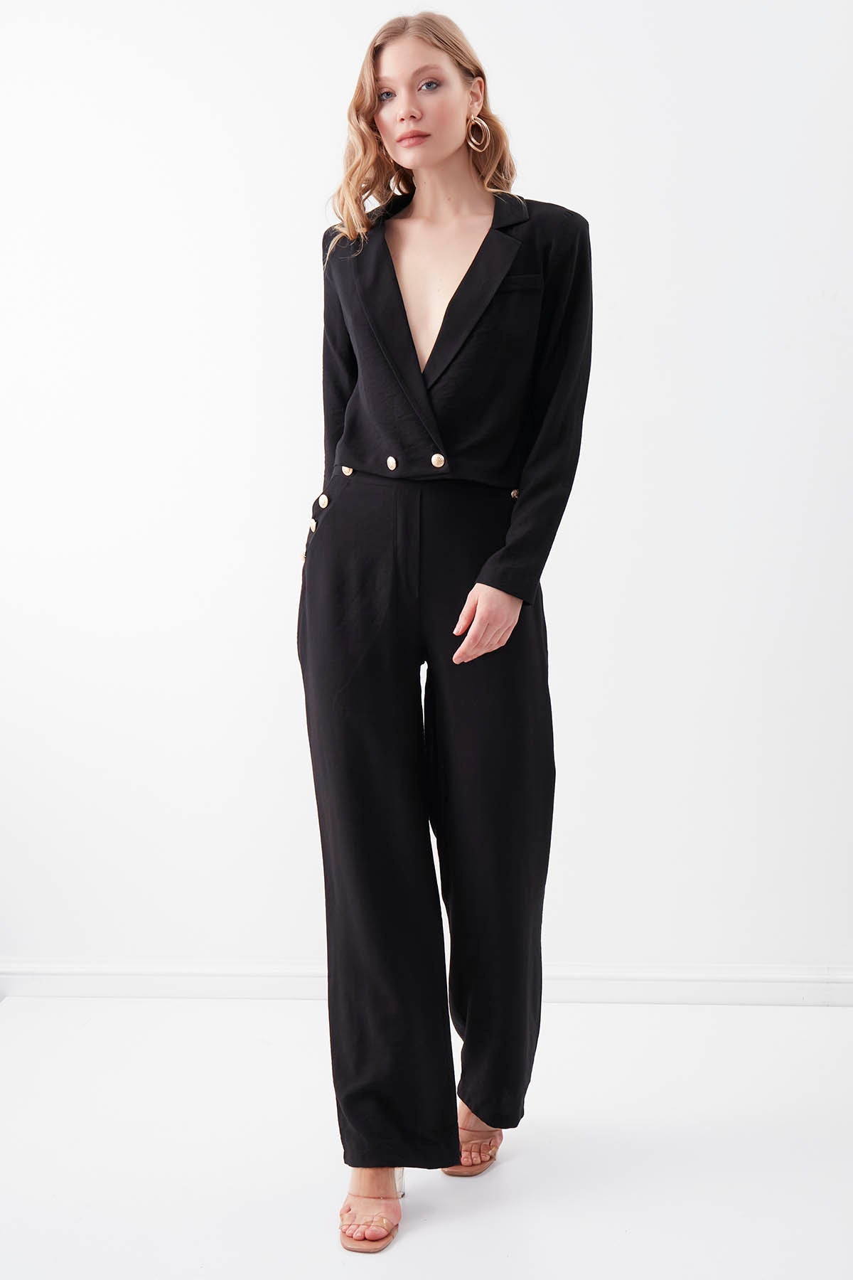 GOLD BUTTON DETAILED CROP JACKET