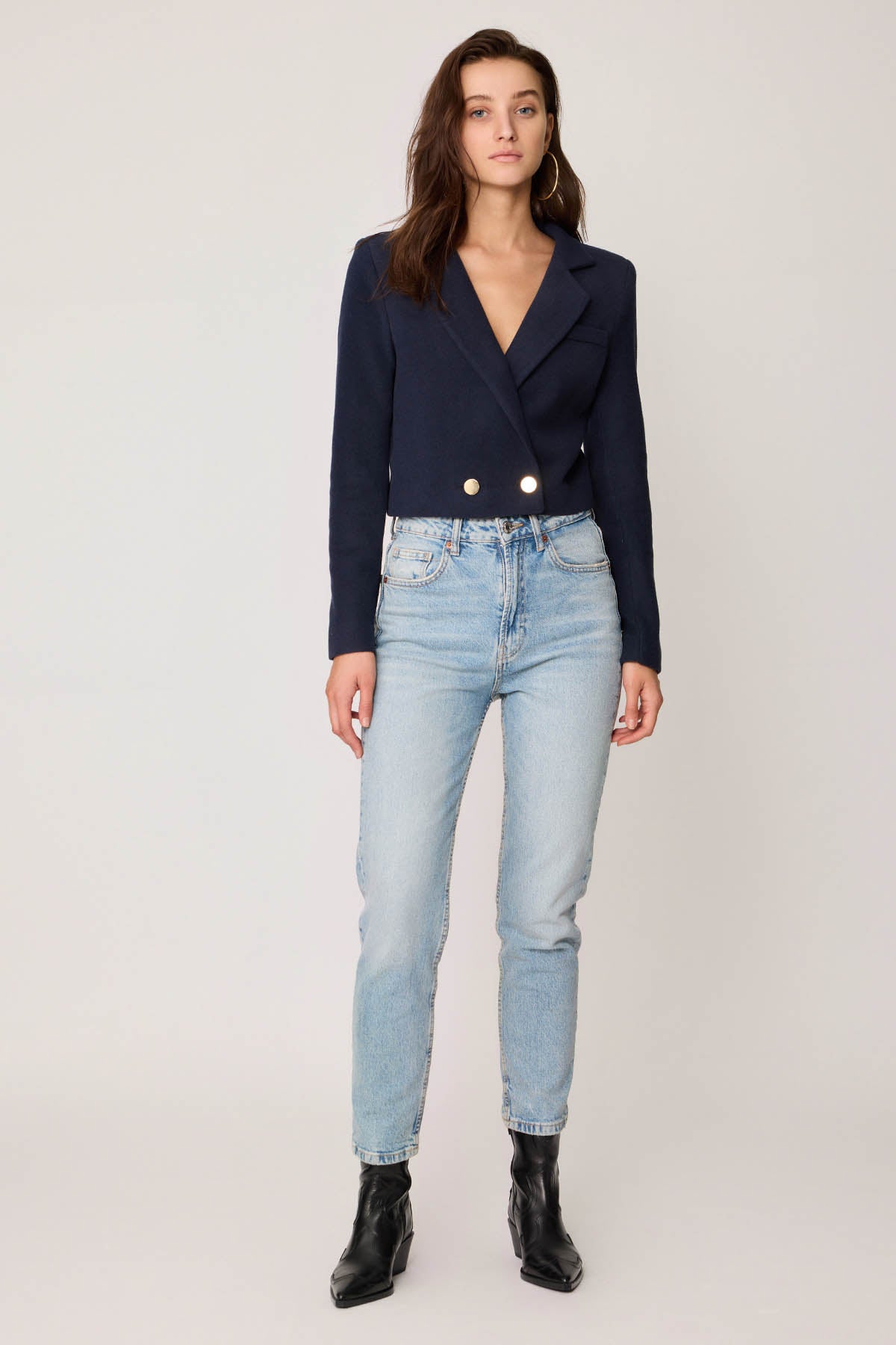 KNITTED JACKET WITH GOLD BUTTONS