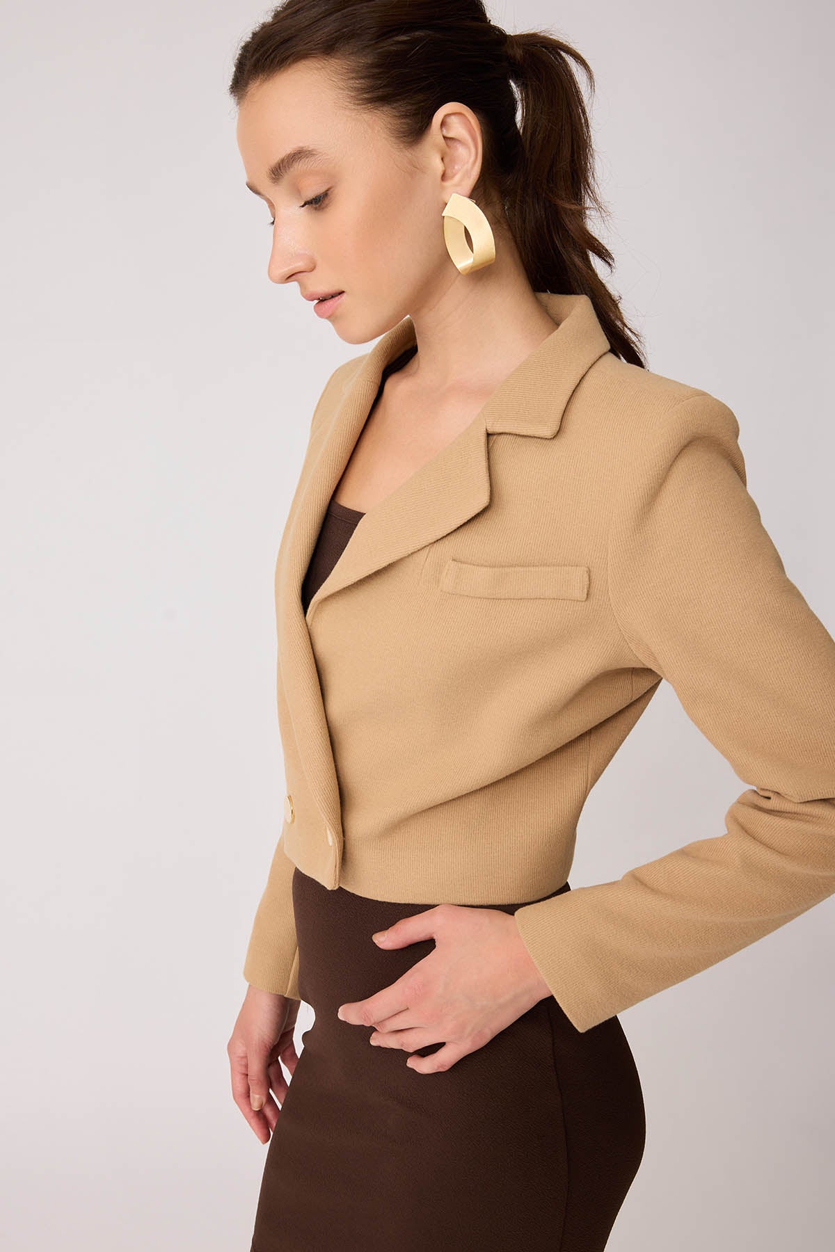 KNITTED JACKET WITH GOLD BUTTONS