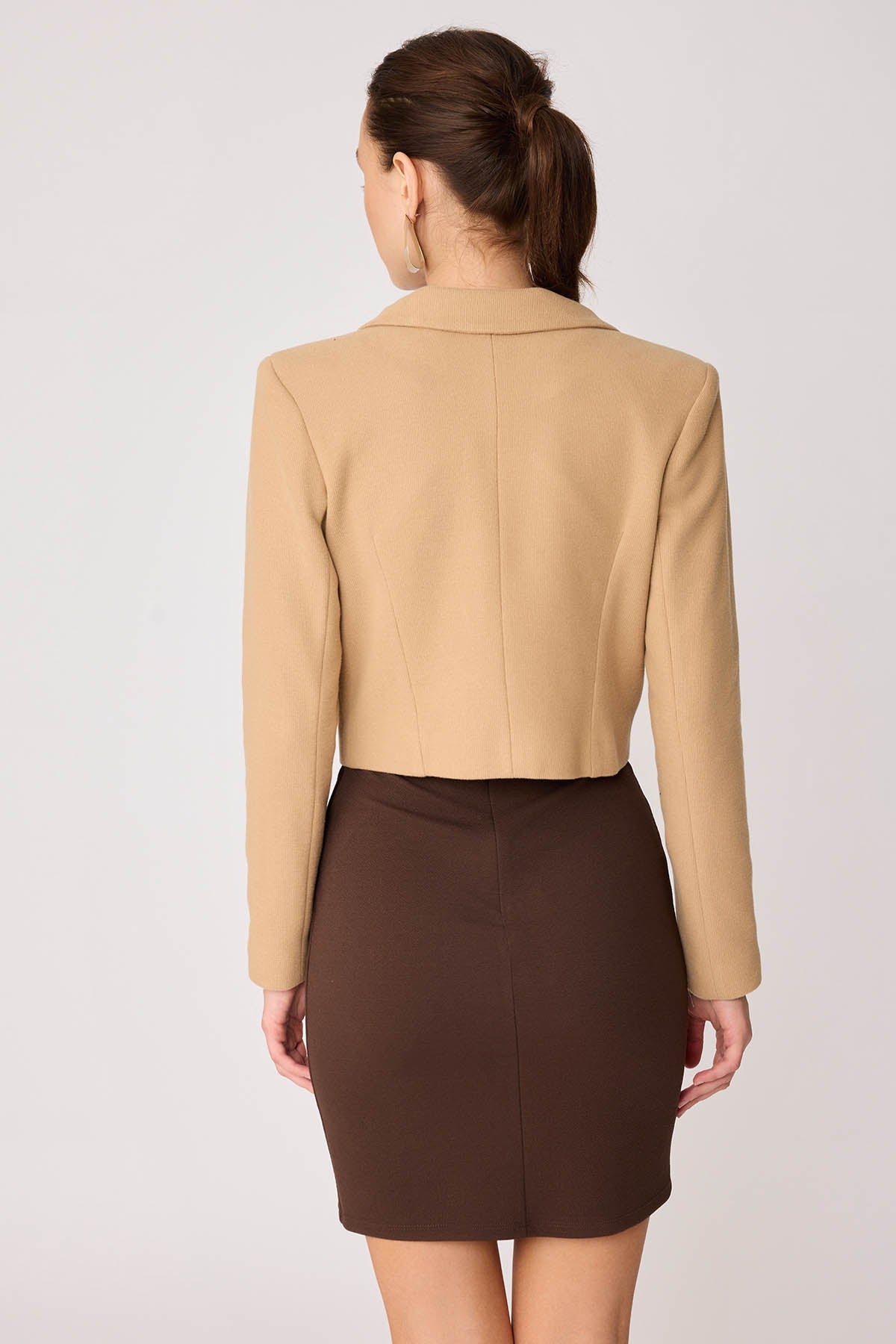 KNITTED JACKET WITH GOLD BUTTONS