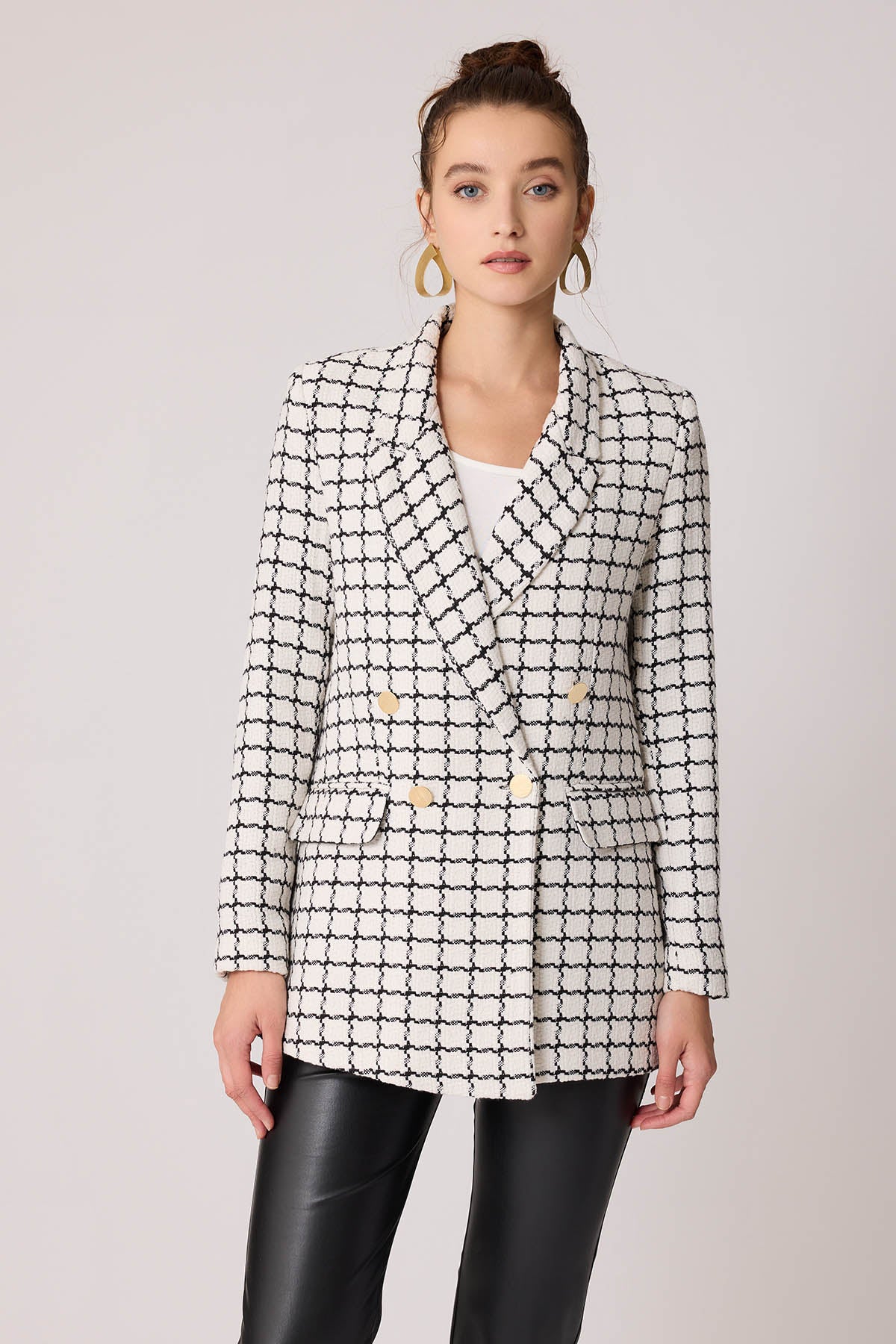 GOLD BUTTON PATTERNED JACKET