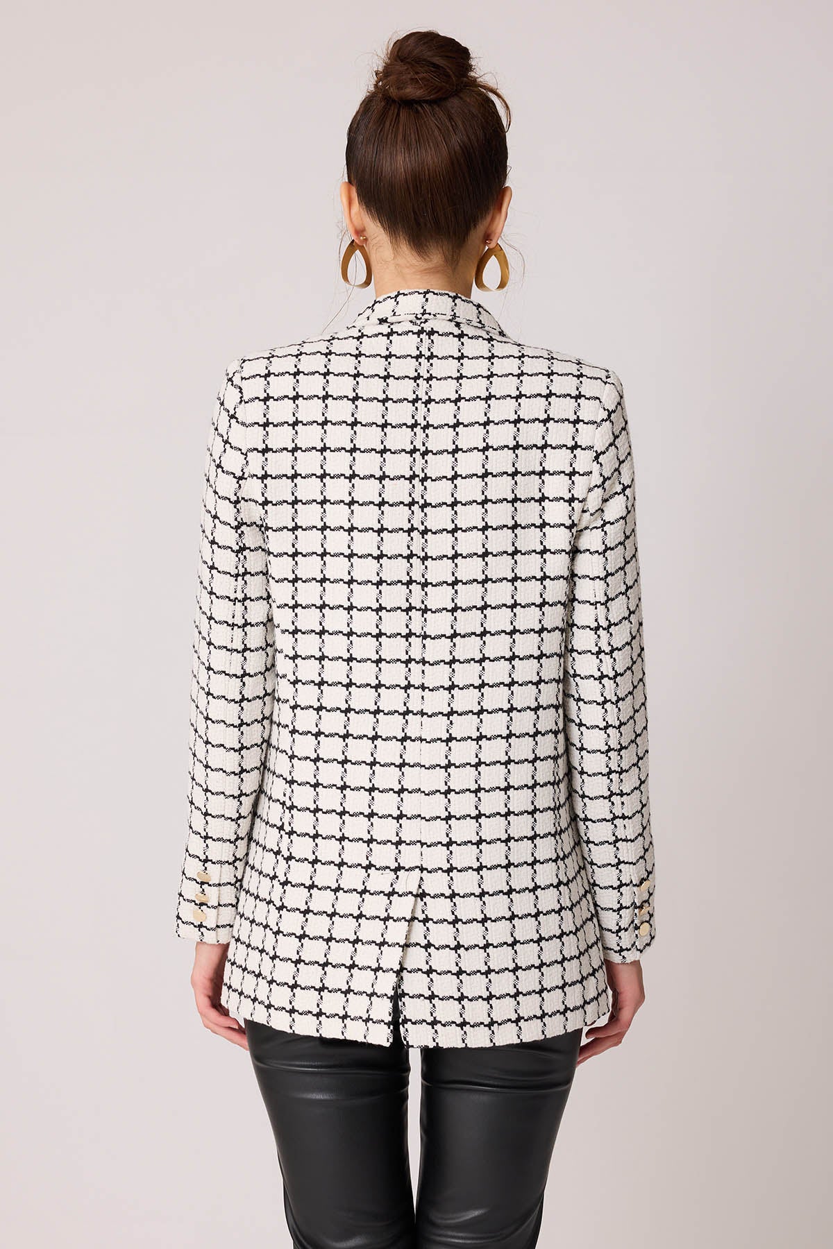 GOLD BUTTON PATTERNED JACKET