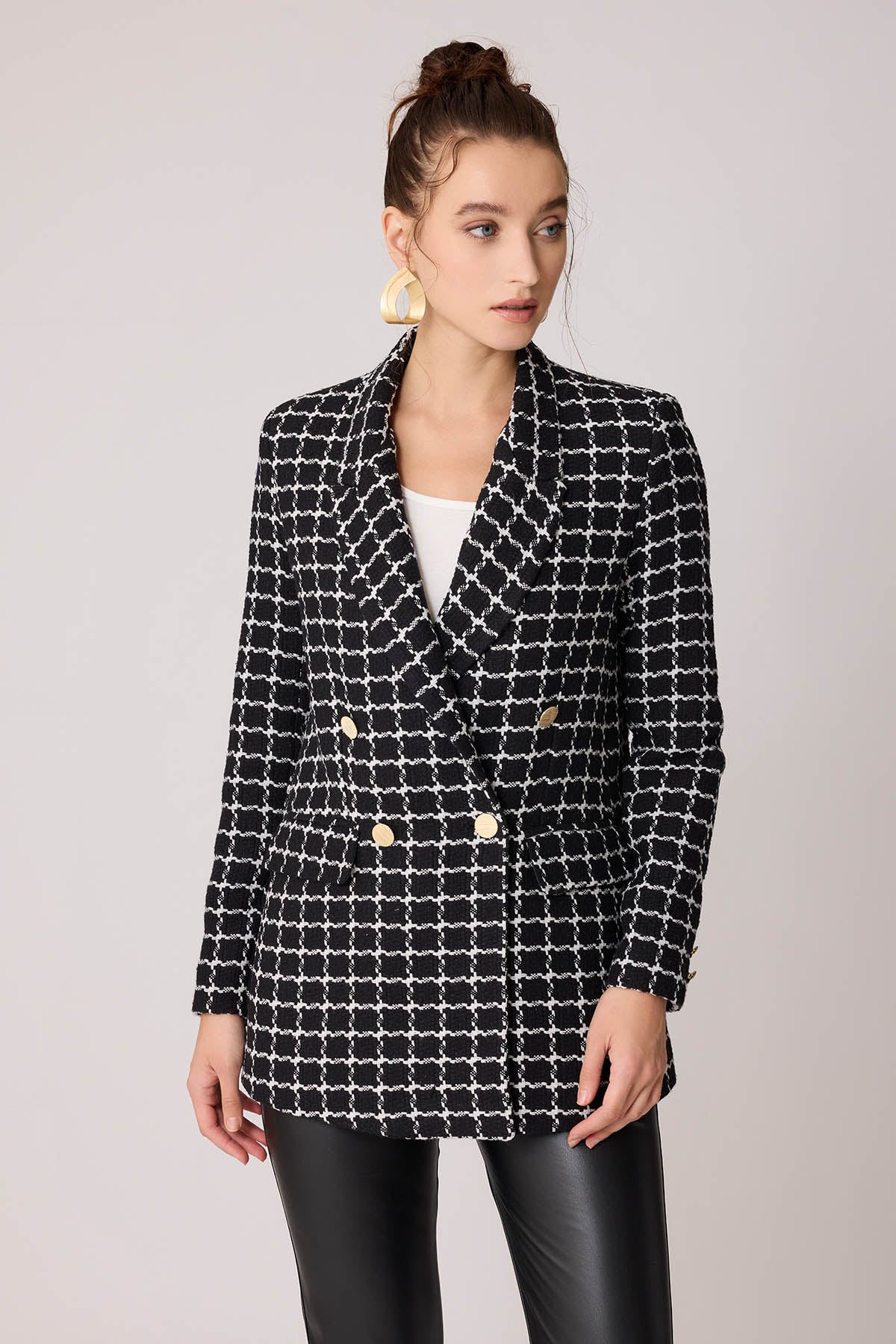 GOLD BUTTON PATTERNED JACKET