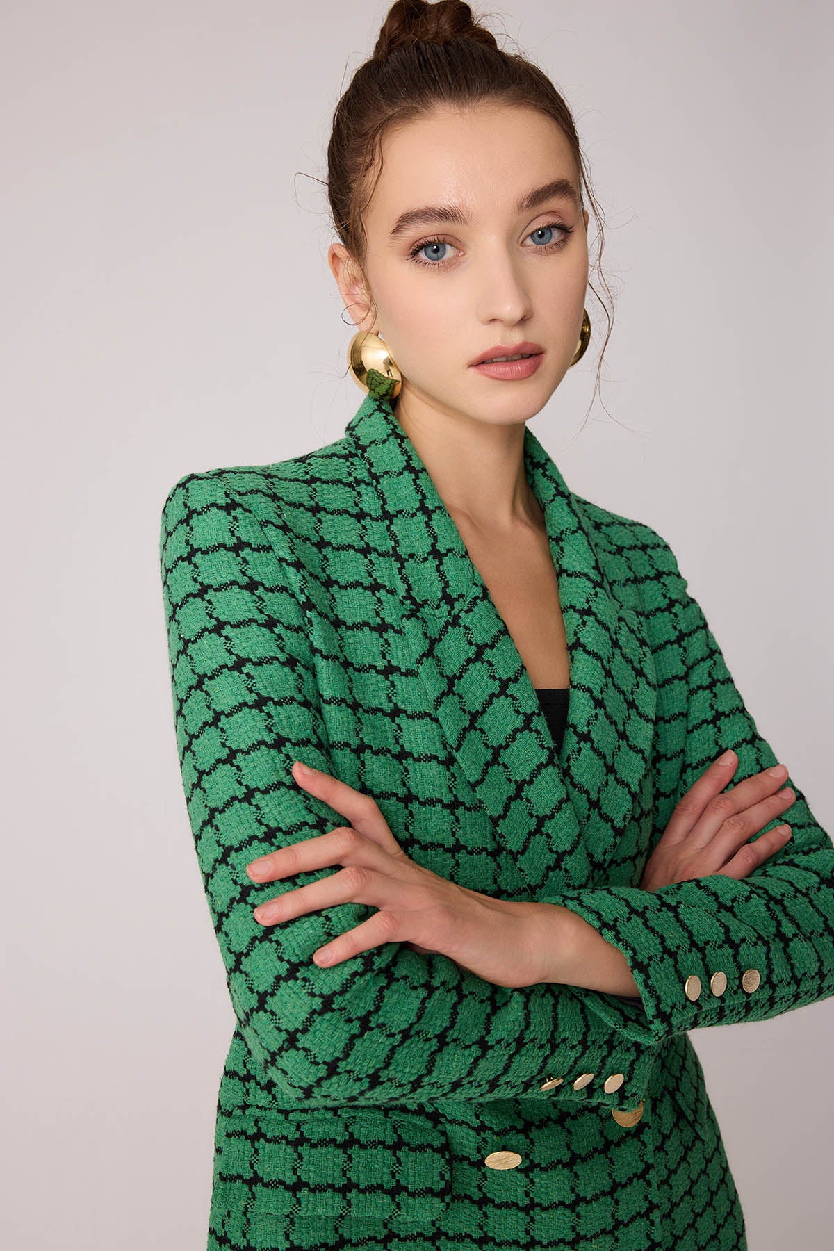 GOLD BUTTON PATTERNED JACKET