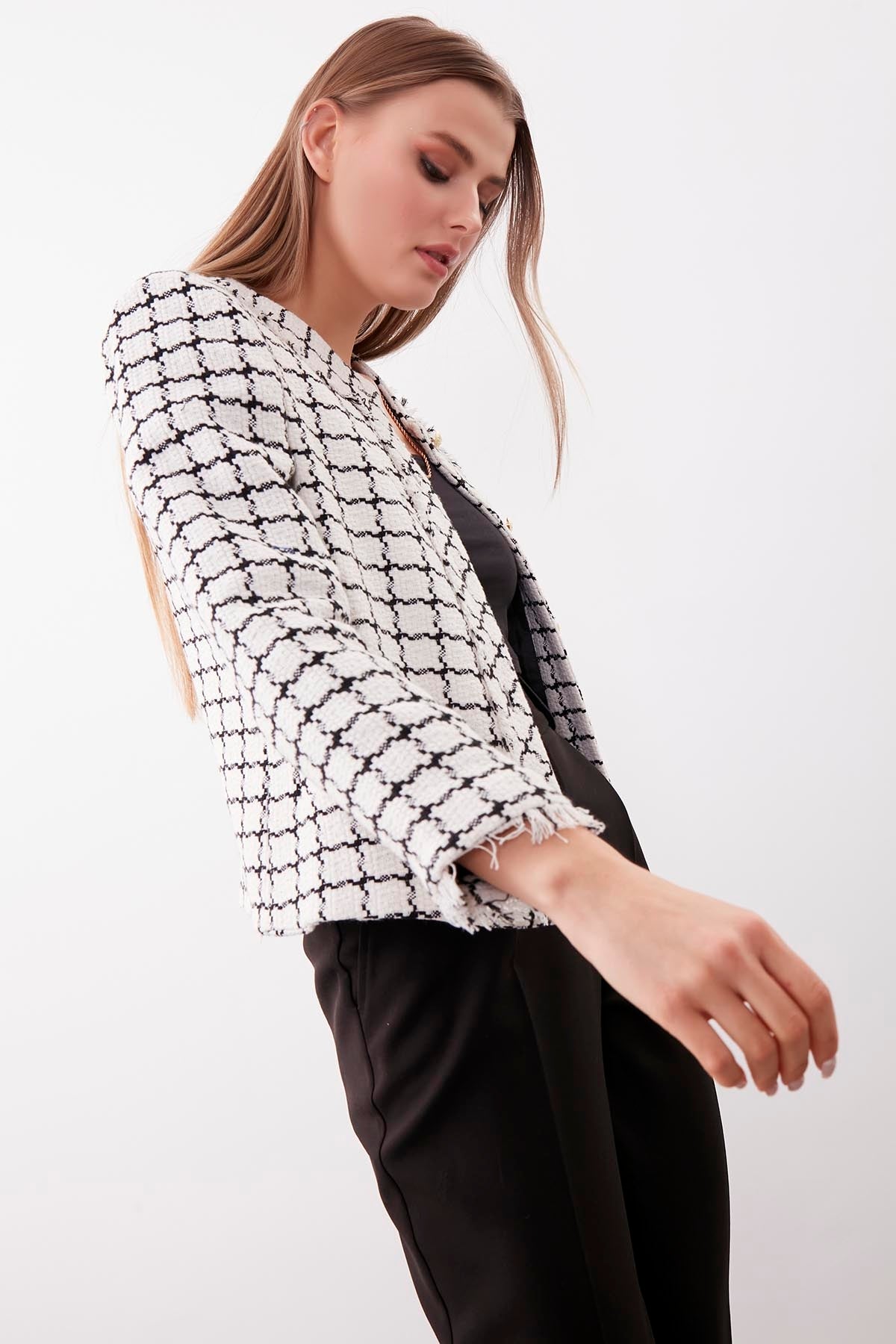 GOLD BUTTON PATTERNED CLASSY JACKET