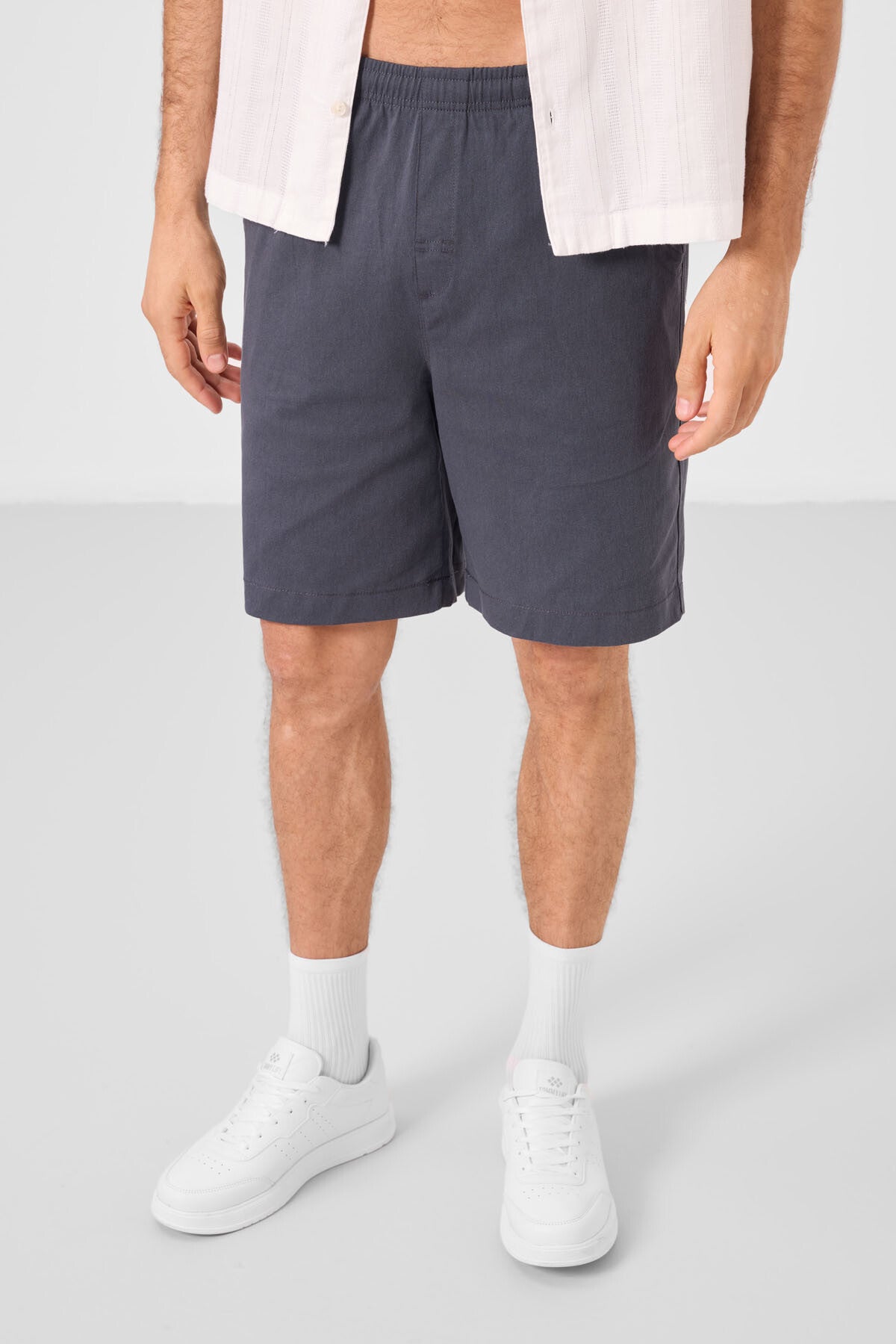 Standard Fit woven lightweight elastic Chino men's shorts - 81293