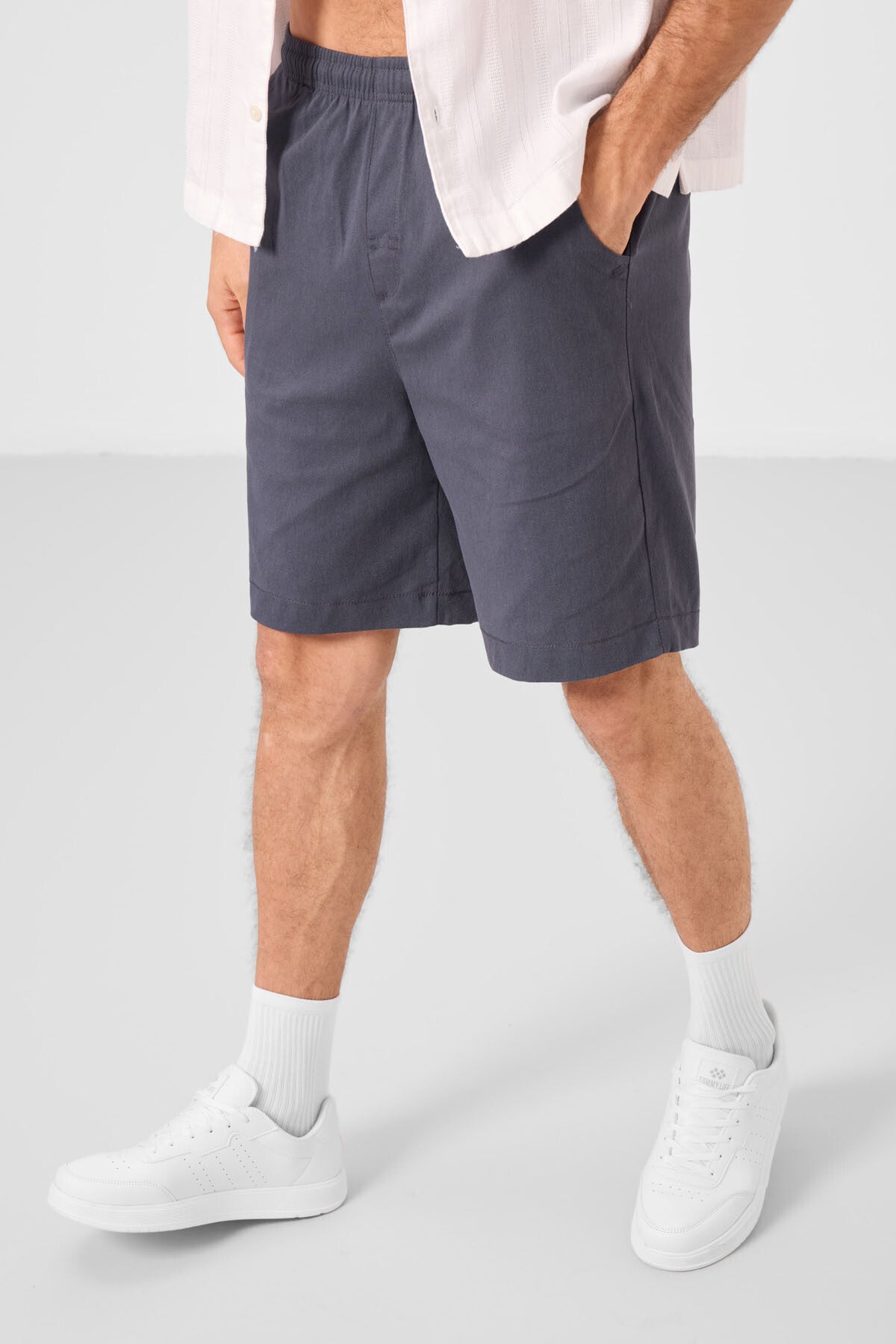 Standard Fit woven lightweight elastic Chino men's shorts - 81293