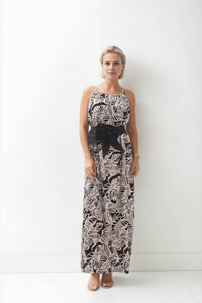 LONG DRESS WITH ARCH & ROSE PATTERN