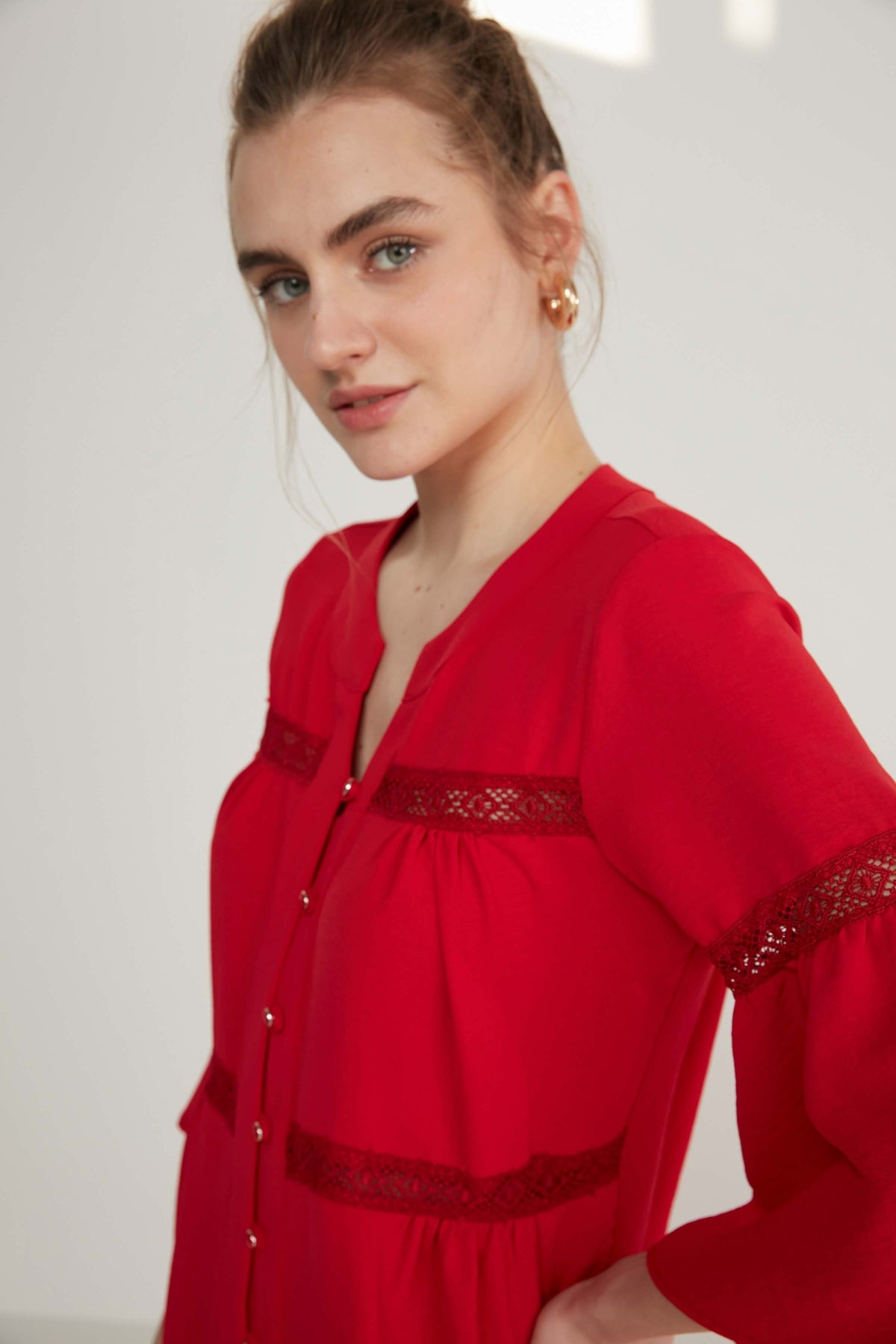 LACE STRIP DETAILED VOLAN SLEEVE AUTHENTIC BLOUSE