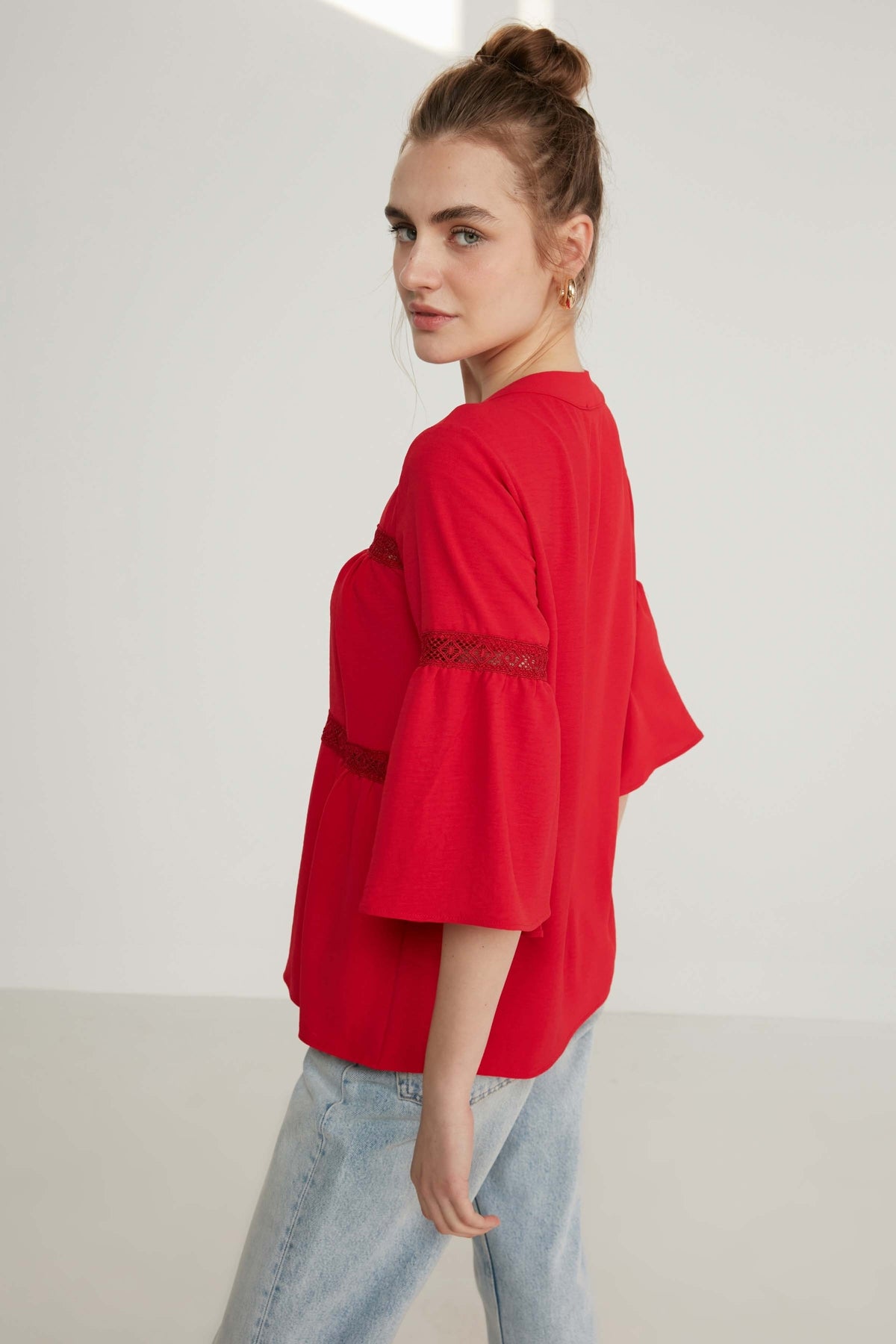 LACE STRIP DETAILED VOLAN SLEEVE AUTHENTIC BLOUSE