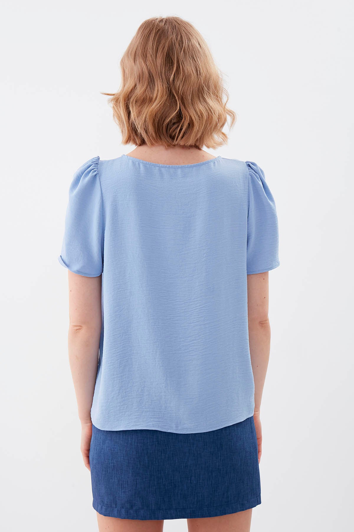 PLEATED SHORT SLEEVE BLOUSE