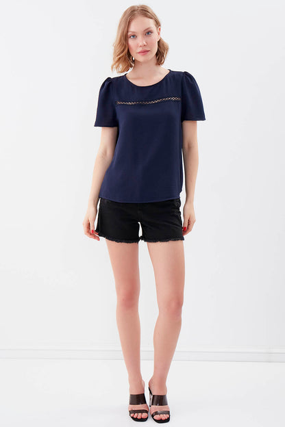 PLEATED SHORT SLEEVE BLOUSE