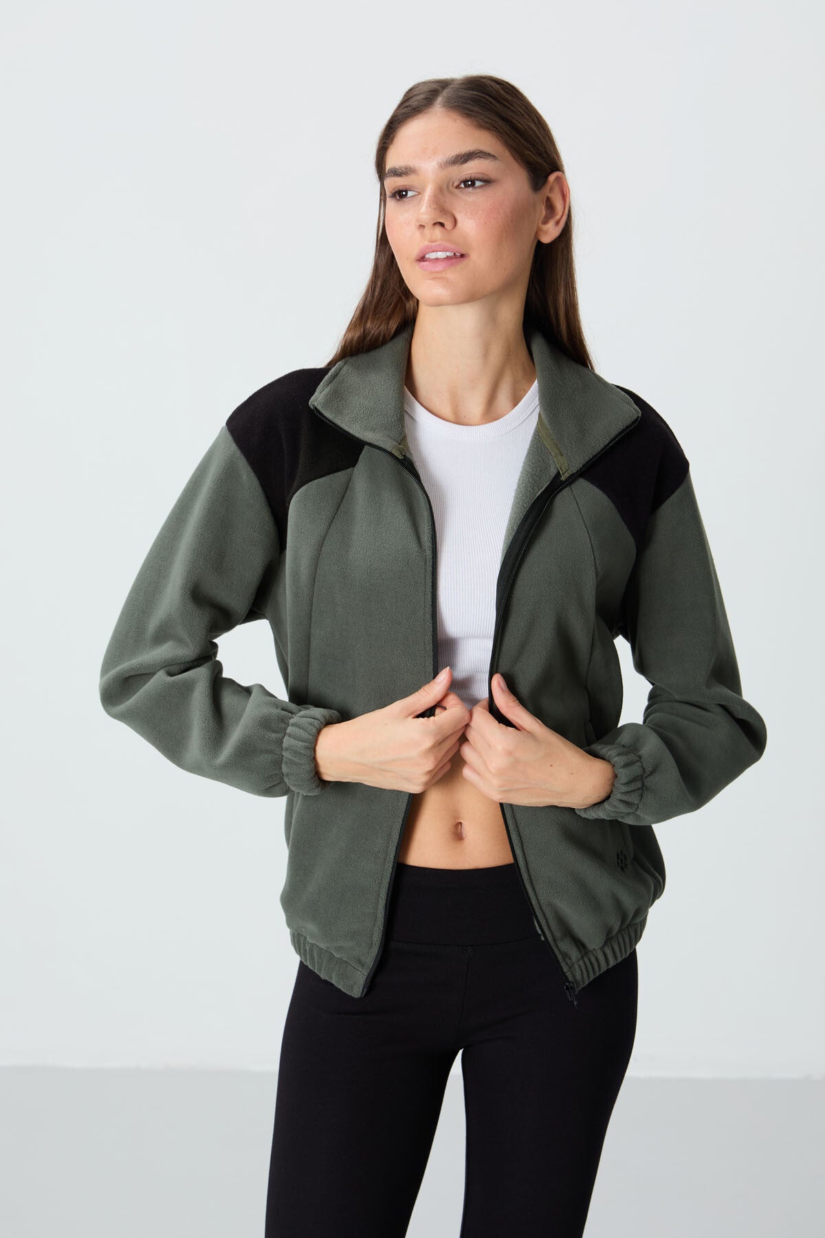 Thick Right Soft Textured High Collar Oversize Embroidered Fleece Women's Sweatshirt - 97293