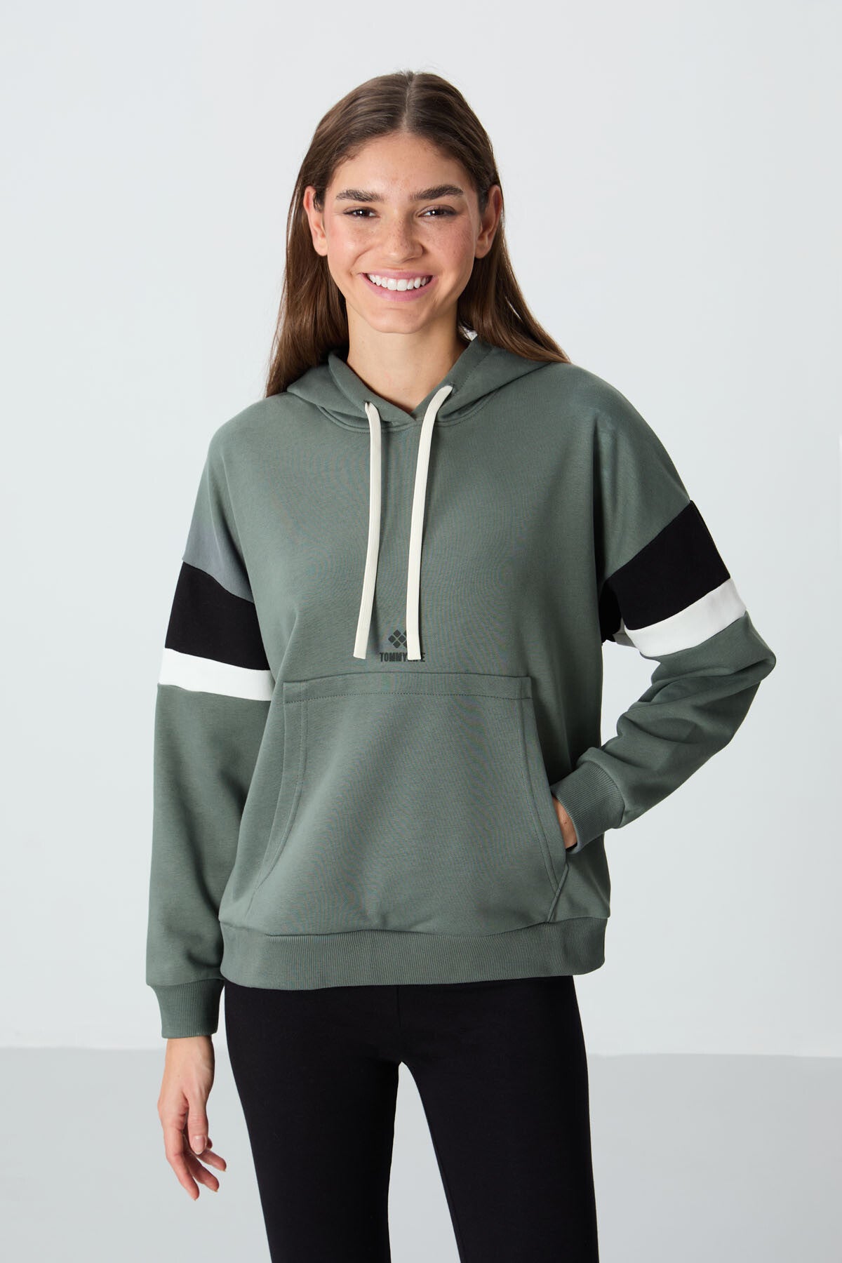 Rights Compact Cotton Thick Smooth Textured Hooded Oversize Fit Women's Sweatshirt - 97290