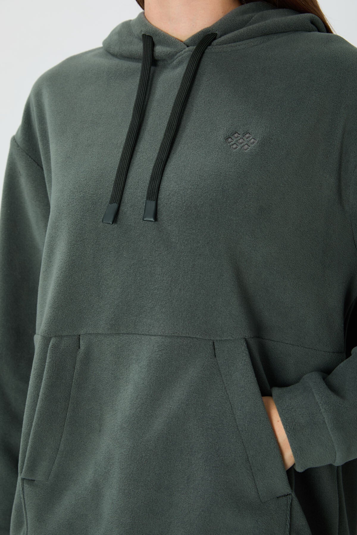Thick Soft Textured Hooded Oversize Embroidered Fleece Women's Sweatshirt - 97292