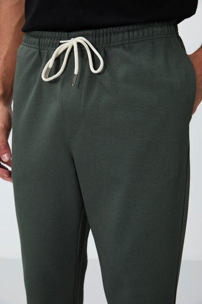 Textured Surface Right Standard Fit Men's Tracksuit Bottom - 82154