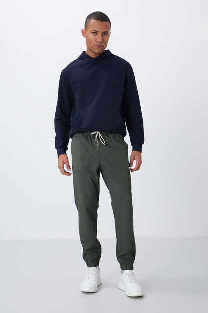Textured Surface Right Standard Fit Men's Tracksuit Bottom - 82156