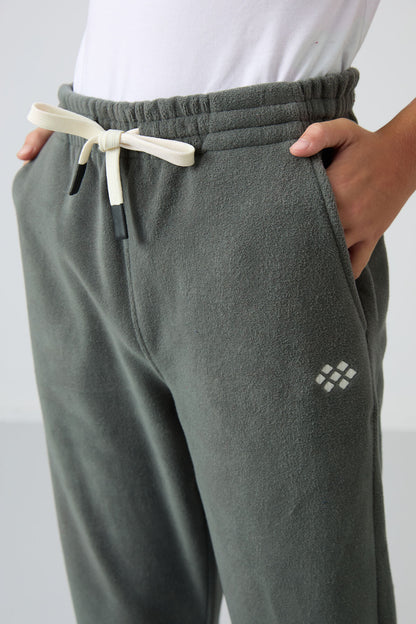Thick Right Soft Textured Standard Fit Embroidered Fleece Boys' Tracksuit Bottom - 11220