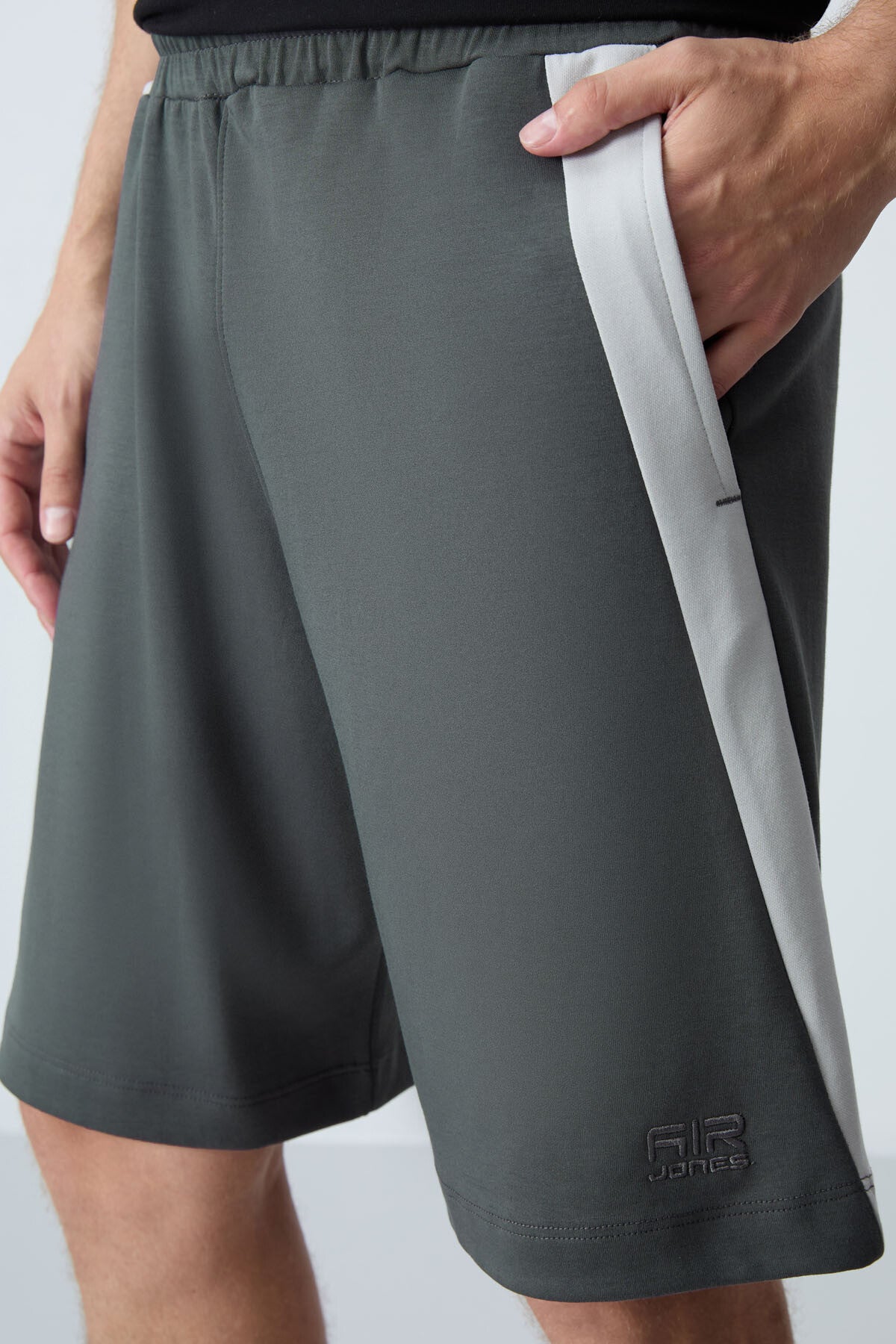 Cotton Thick Soft Textured Standard Fit Basic Men's Shorts - 81280