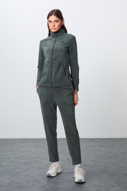 Thick Right Soft Textured Stand Collar Oversize Embroidered Fleece Women's Tracksuit Set -95339