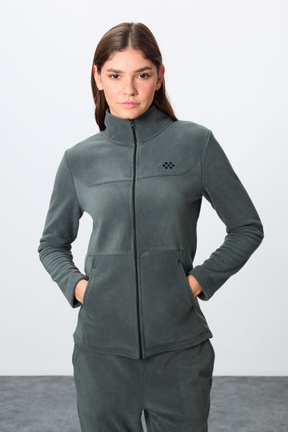 Thick Right Soft Textured Stand Collar Oversize Embroidered Fleece Women's Tracksuit Set -95339