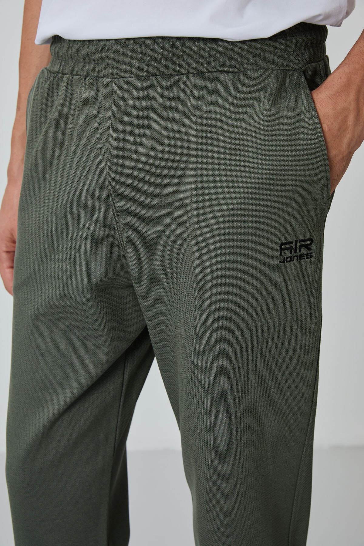 Carlos Haki Standard Cut Men's Tracksuit Set - 85209